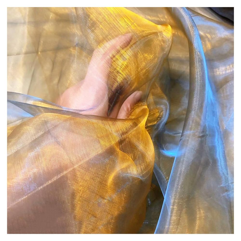 Tissu magique étincelant transparent pour réussir vos décors de fête sans pli ni manque de matière