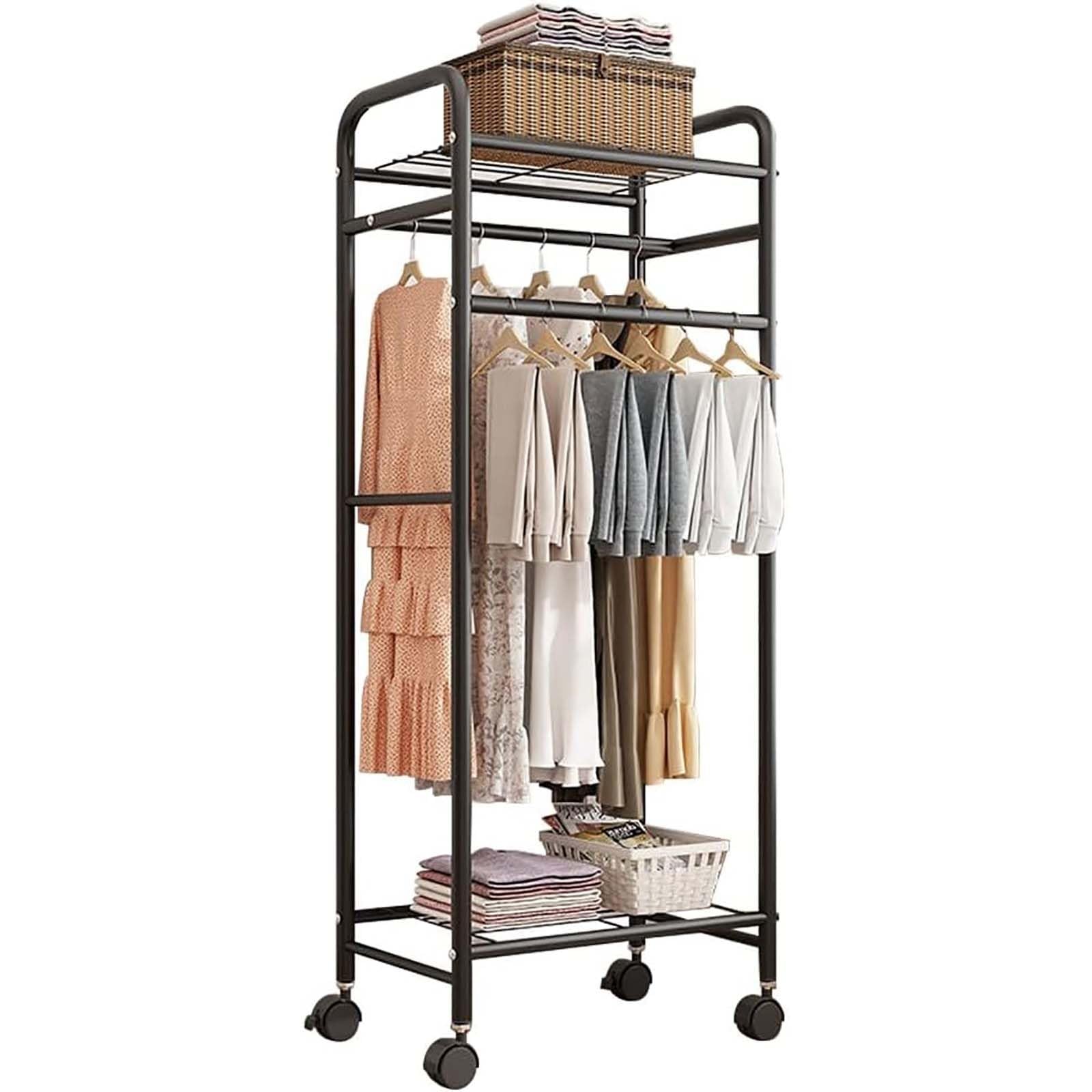 Portant à vêtements à roulettes pour organiser une petite chambre avec élégance et ordre