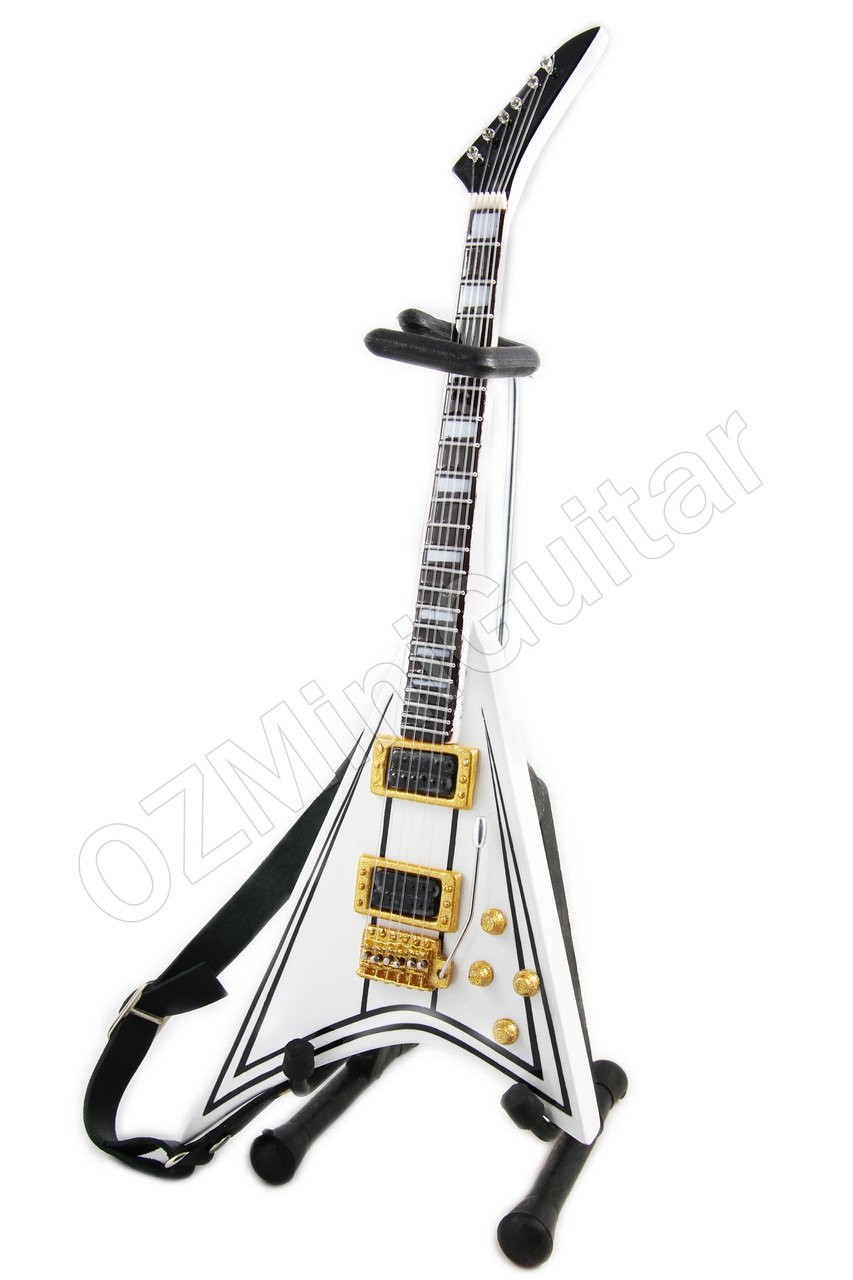 Miniature Guitar Jackson RR1 Randy Rhoads White V : Amazon.co.uk