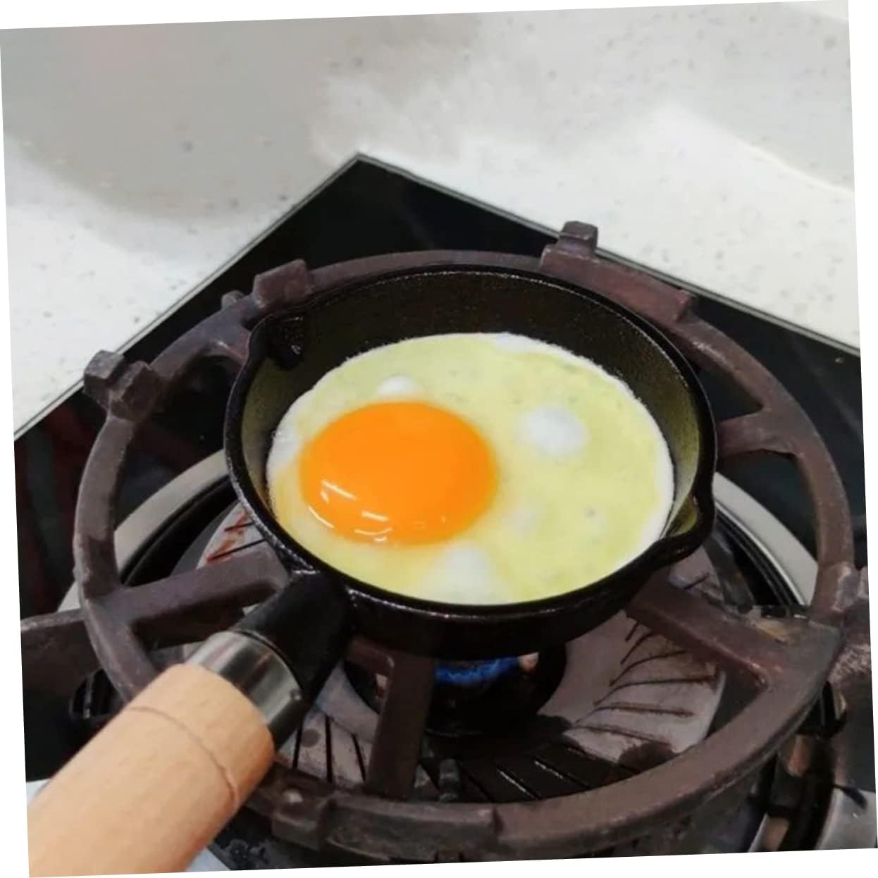 KICHOUSE Mini Non-Stick Egg Frying Pan 10cm Cast Iron Omelette Pan Easy to Clean for Breakfast Compatible Stovetops