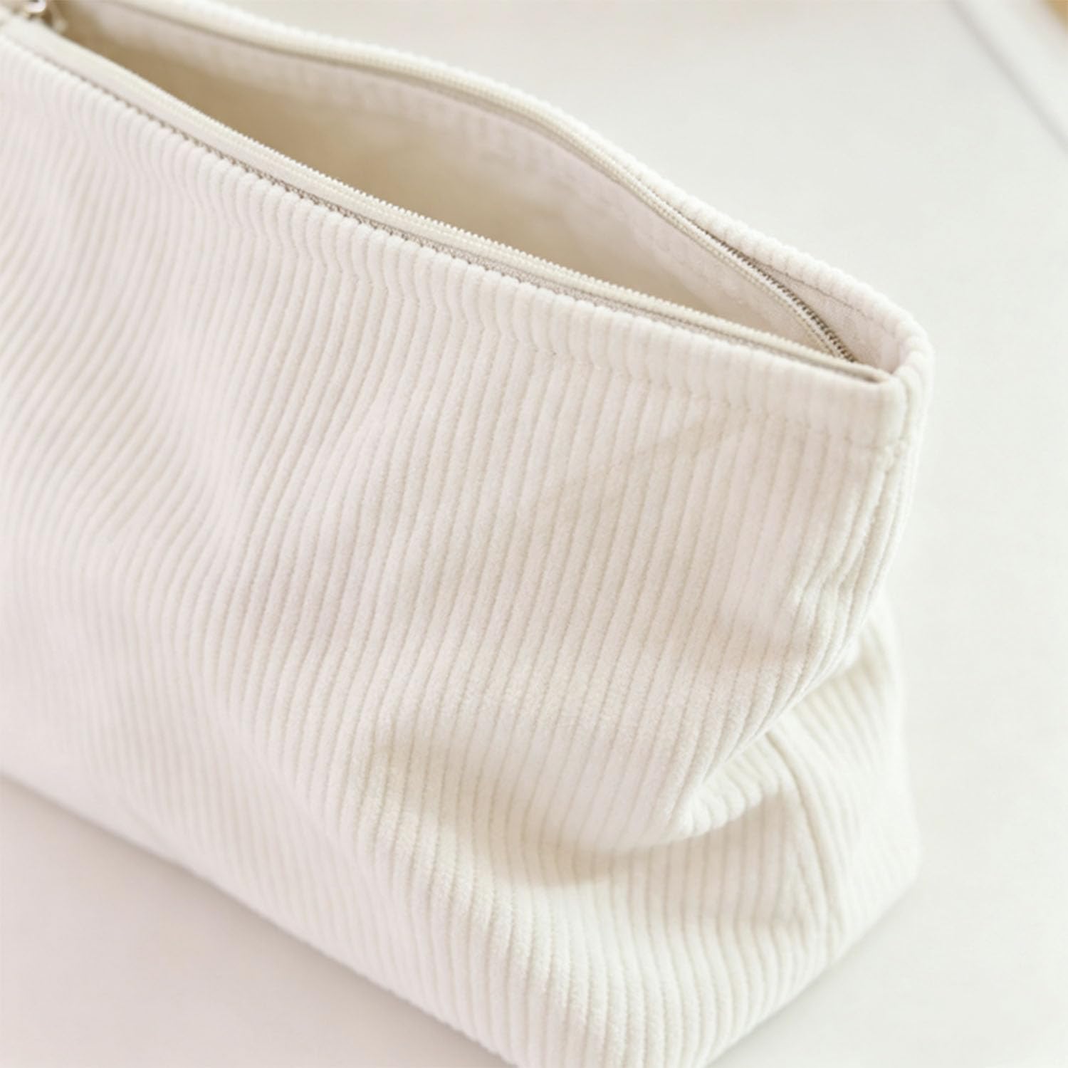 4 bolsas pequeñas de maquillaje para viajes y viajes de negocios