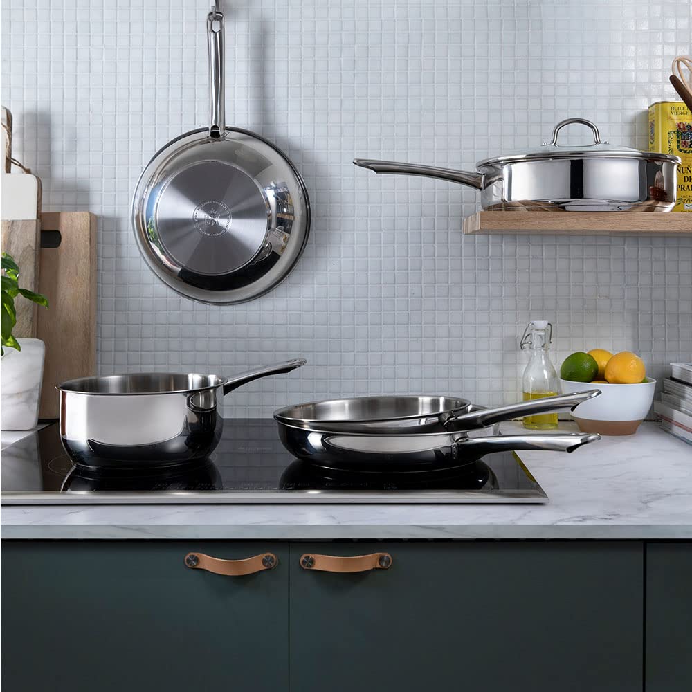 BK Bright Sauteuse en Acier Inox de 28 cm avec Couvercle, Extérieur Poli, Manche Froide, Cuisson Professionnelle, Induction, Va au Four jusqu'à 230°C, Ustensiles en Métal, Lave-Vaisselle, Argent
