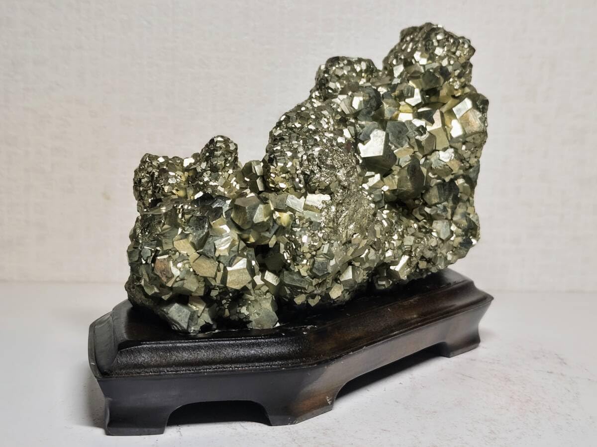 鉱物標本 金鉱石 金石 幸運石 まねき石 原石 鑑賞石 観賞石897g 鉱物標本 金鉱石 金石 幸運石 まねき石 原石 鑑賞石 観賞石897g