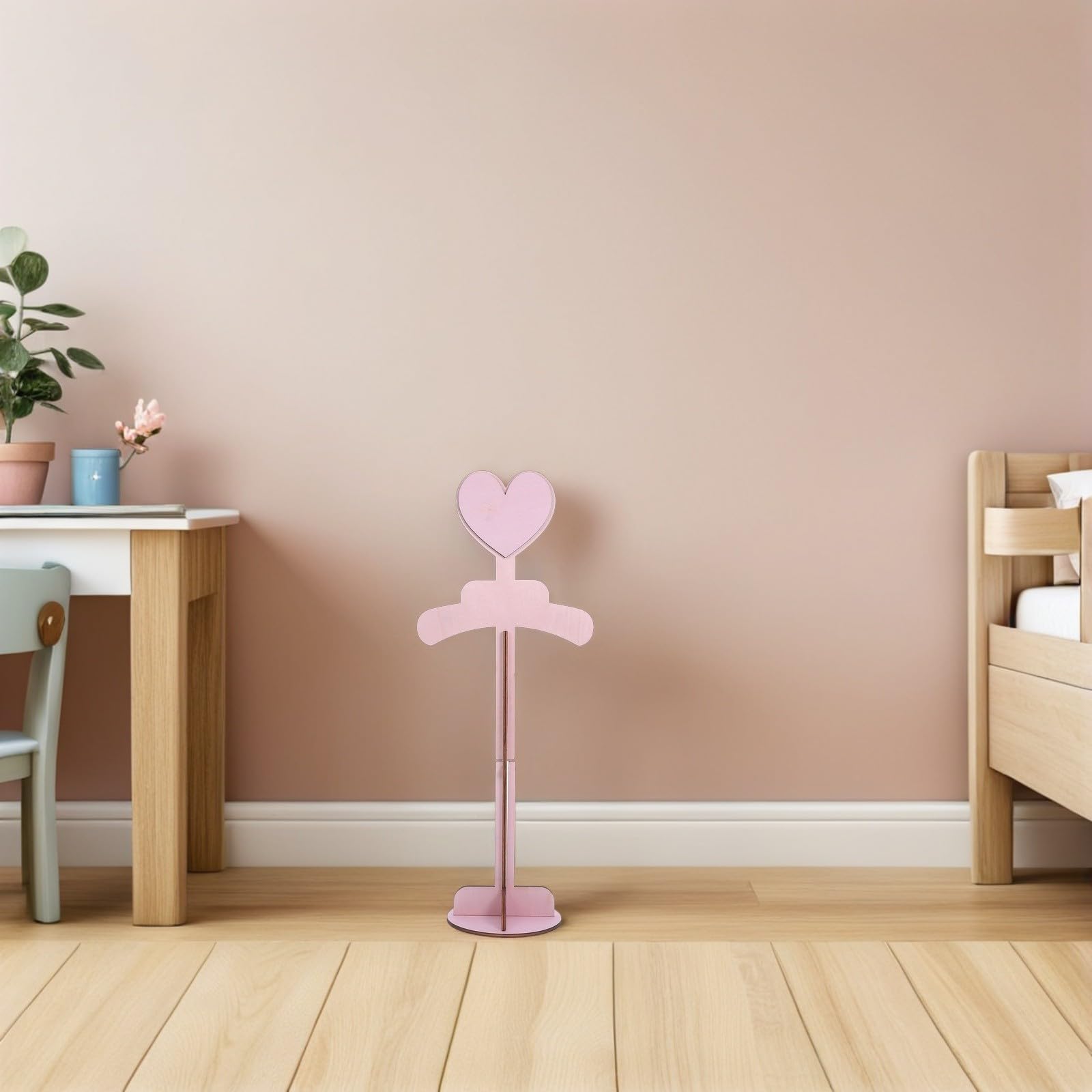 BESTYASH Juego de 2 Perchas Infantiles de Madera Rosa Forma de Corazón, Portátiles y Resistentes, Ideales para Exhibir Camisetas de Ñiño en Nursery o Tiendas