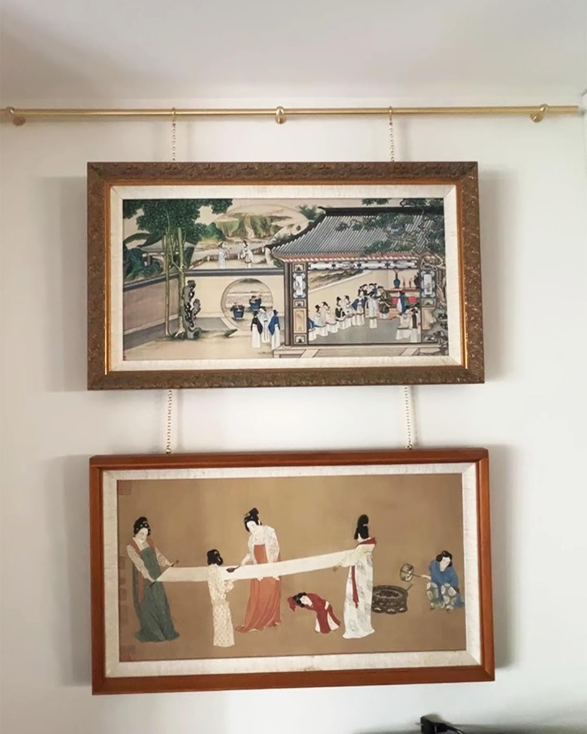 Bilderschienensystem für Galerien – 240 cm Lange Messing-Wandschiene & beschädigungsfreie Bilderrahmenhaken für Wohnzimmer, Büro & Museum – Einfache Montage