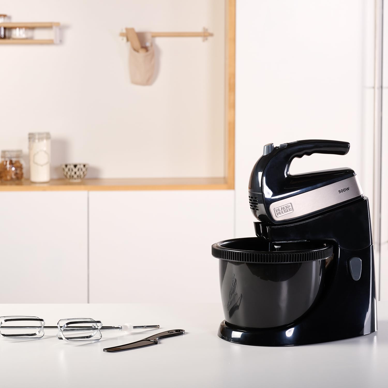 BLACK+DECKER BXMXA500E Blender Ugniatający, 500W, z obrotową miską, wyjmowana miska 2,5L, 5-biegowa, turbo, 2 zestawy wymiennych prętów - ugniatarki i miksery