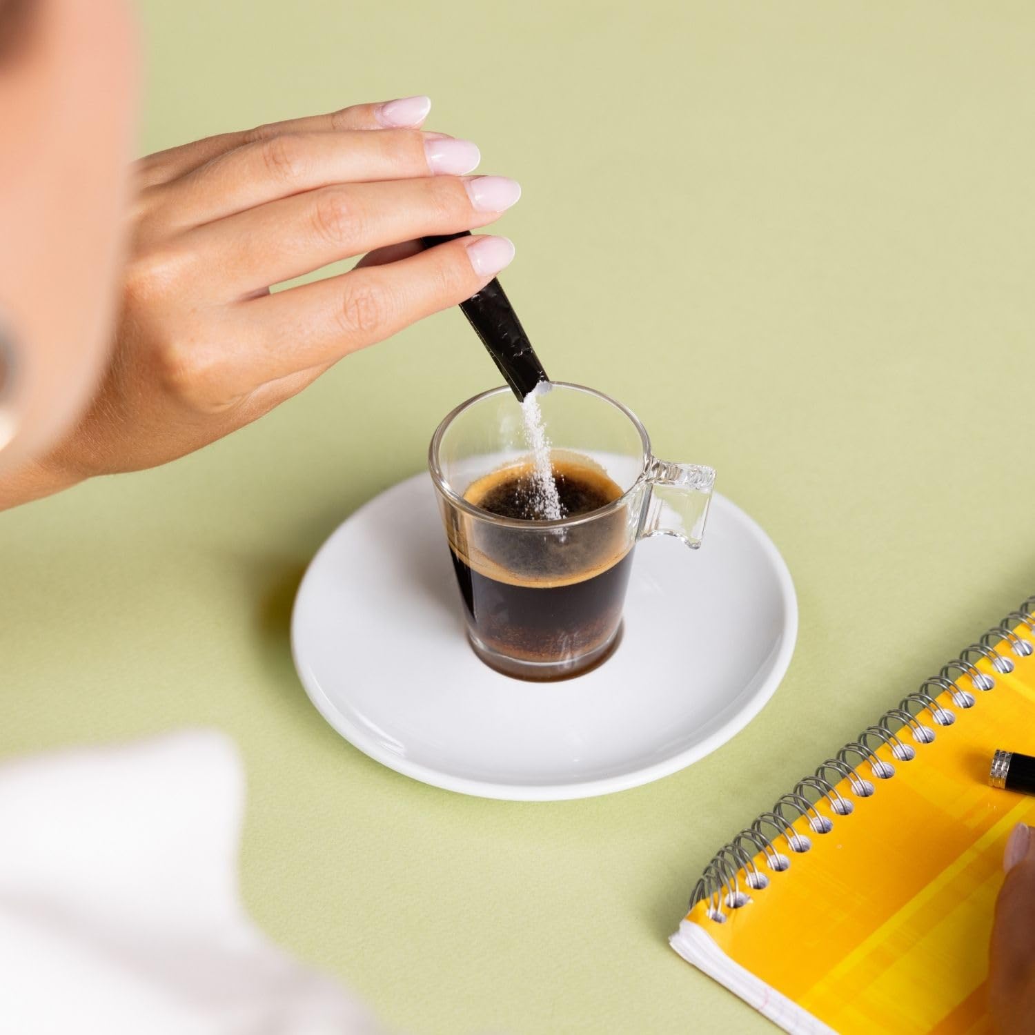 Fountain - Sachet de sucre blanc - Sucre en dosette individuelle de 4 gr dans une boîte distributrice - idéal pour tasse de café - 4 gr x 600 pièces