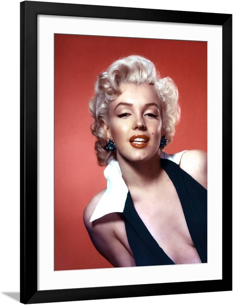 Amazon.com: ART.COM Wall Photo Marilyn Monroe 1952 L.A. California
