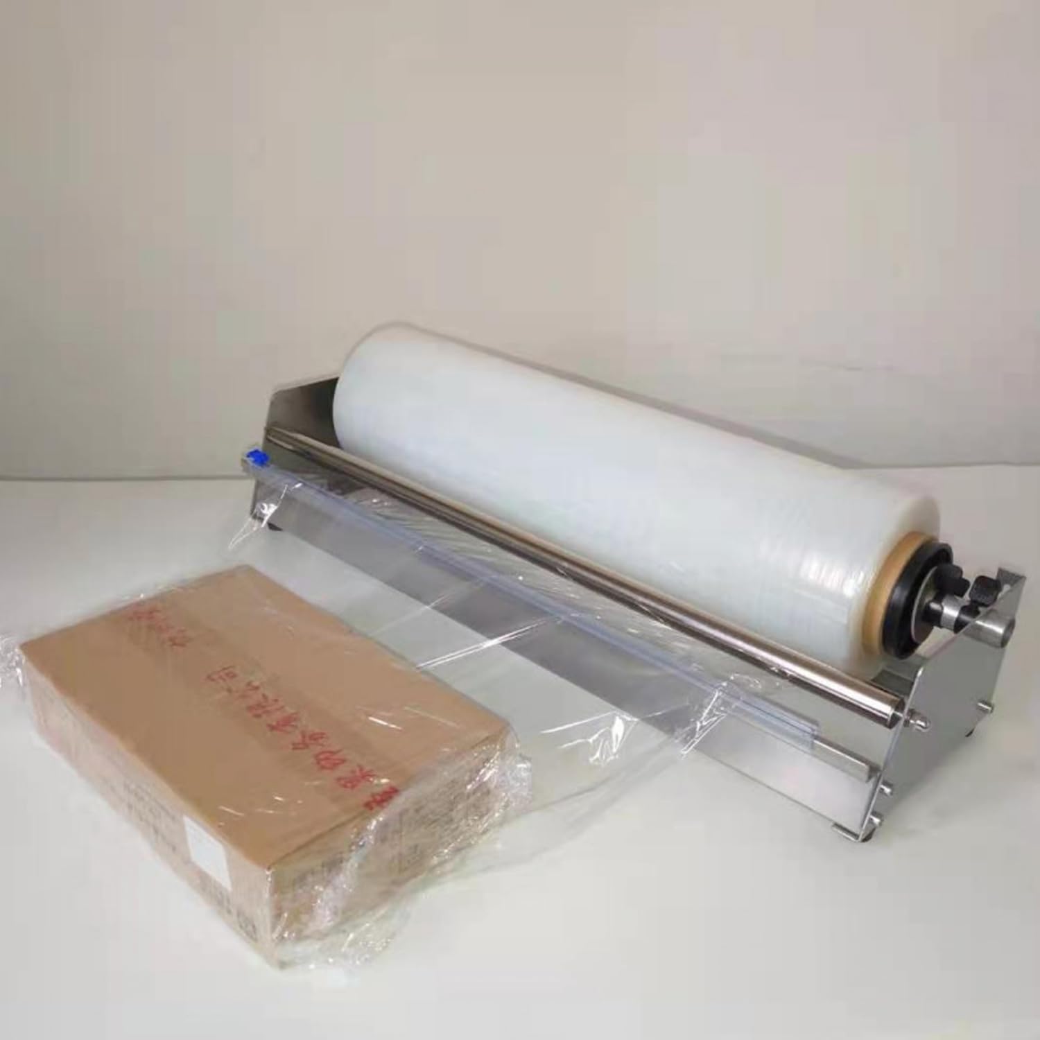Ręczna maszyna do pakowania folii spożywczej z nożem do cięcia, szerokość folii 50 cm, średnica 17,5 cm, otwór wewnętrzny 76 mm, idealna do pakowania żywności i owoców w supermarketach
