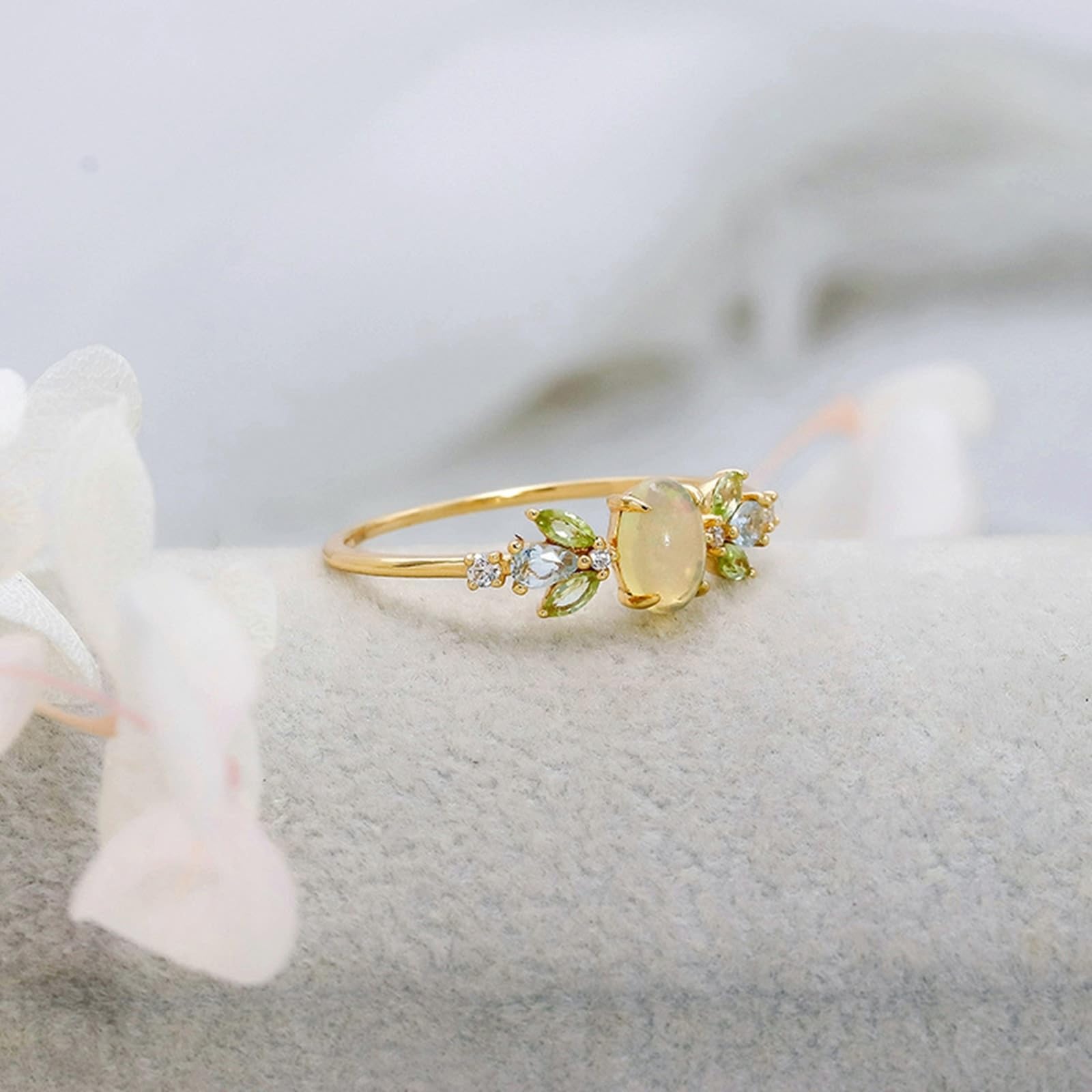 Alianzas Au 375/585/750 oro con ópalo ovalado, banda clásica de boda