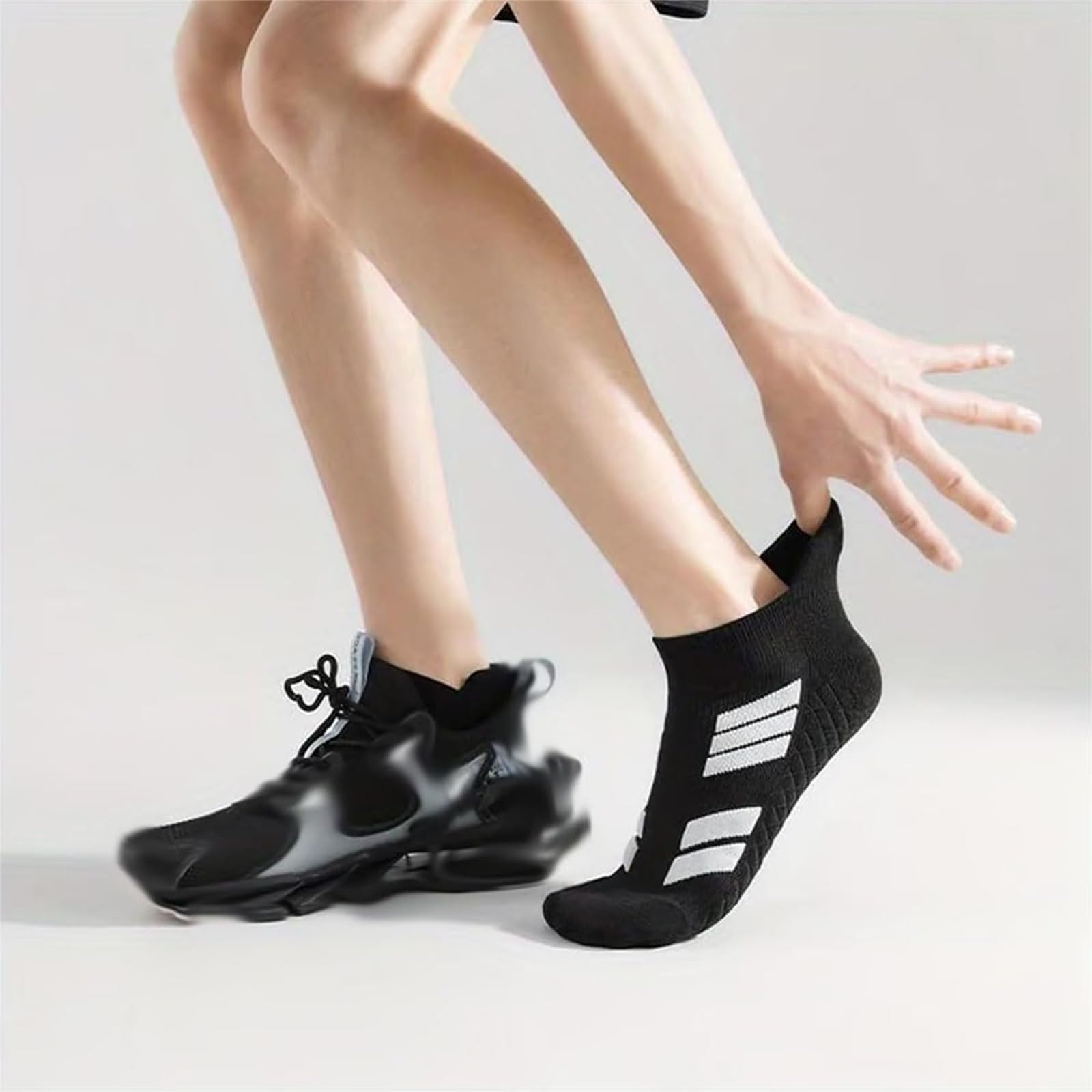 Upliftjoys - Calcetines deportivos unisex de corte bajo, transpirables, absorben el sudor, antideslizantes, gruesos, para correr y entrenar