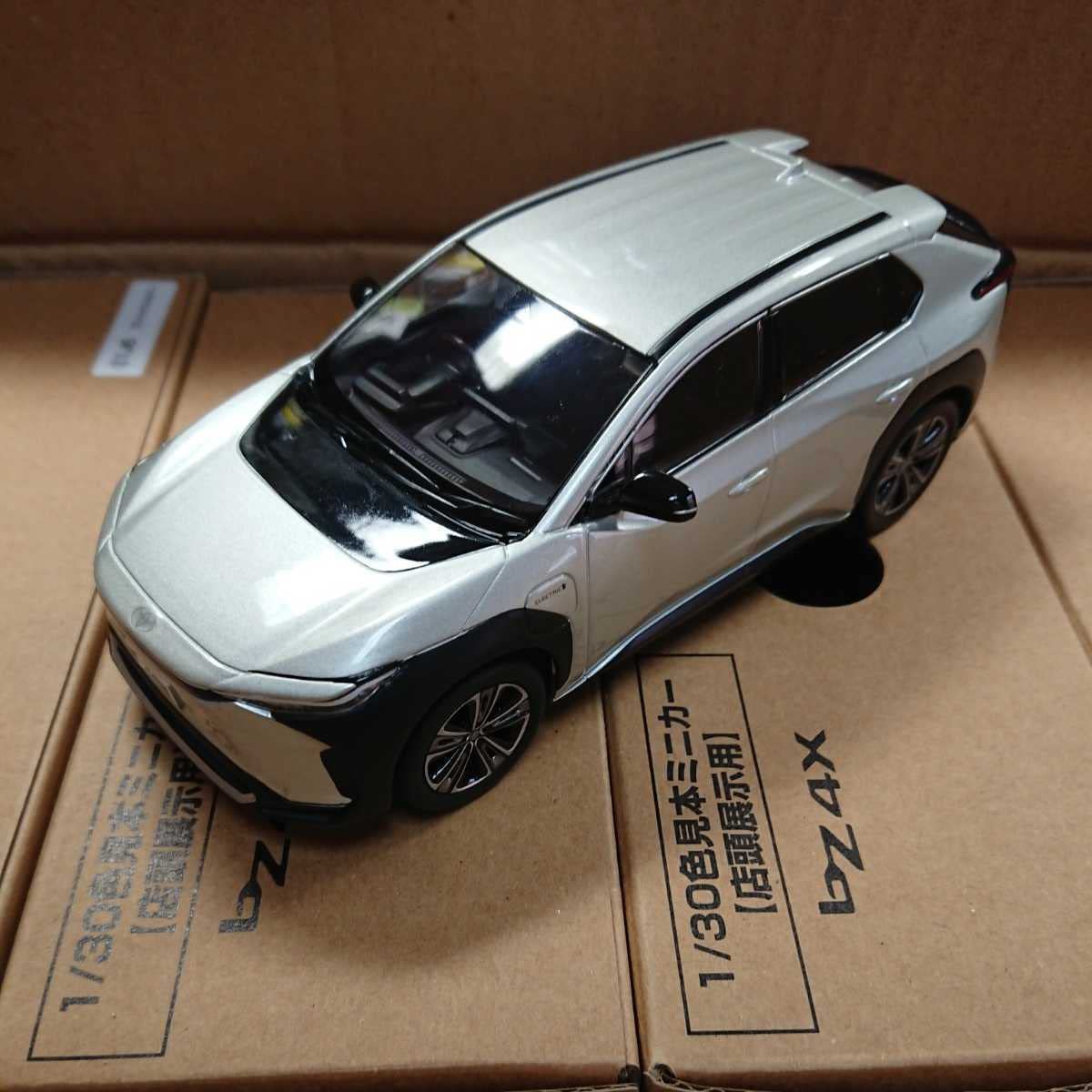 トヨタ - トヨタ bz4x カラーサンプルミニカー モノトーンカラー 全色セット Amazon | 130 トヨタ 新型 bz4x カラーサンプル モノトーン