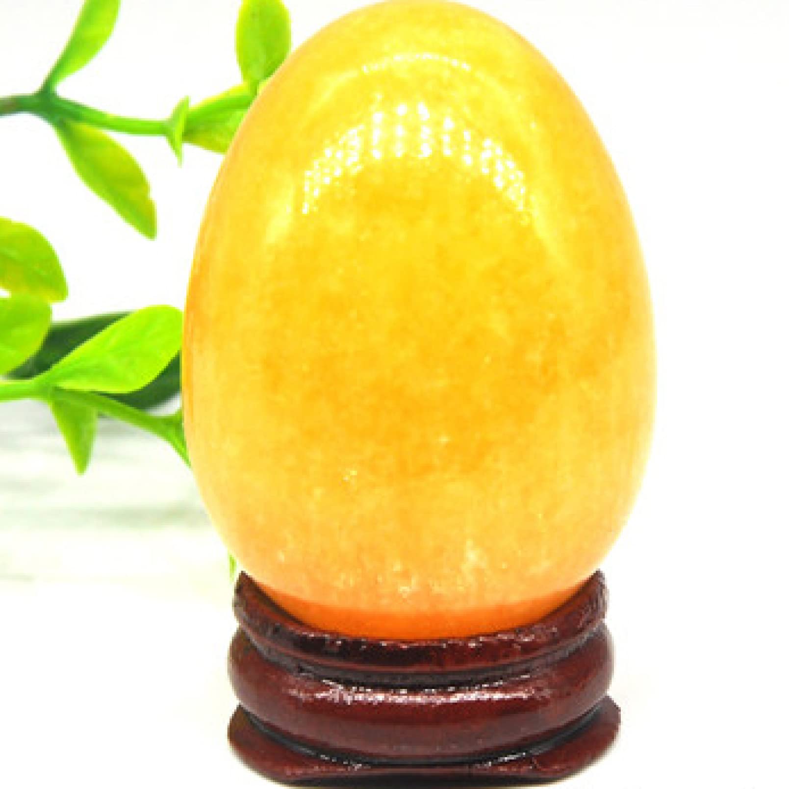 Piedra de cristal natural en forma de huevo para decorar tu salón zen