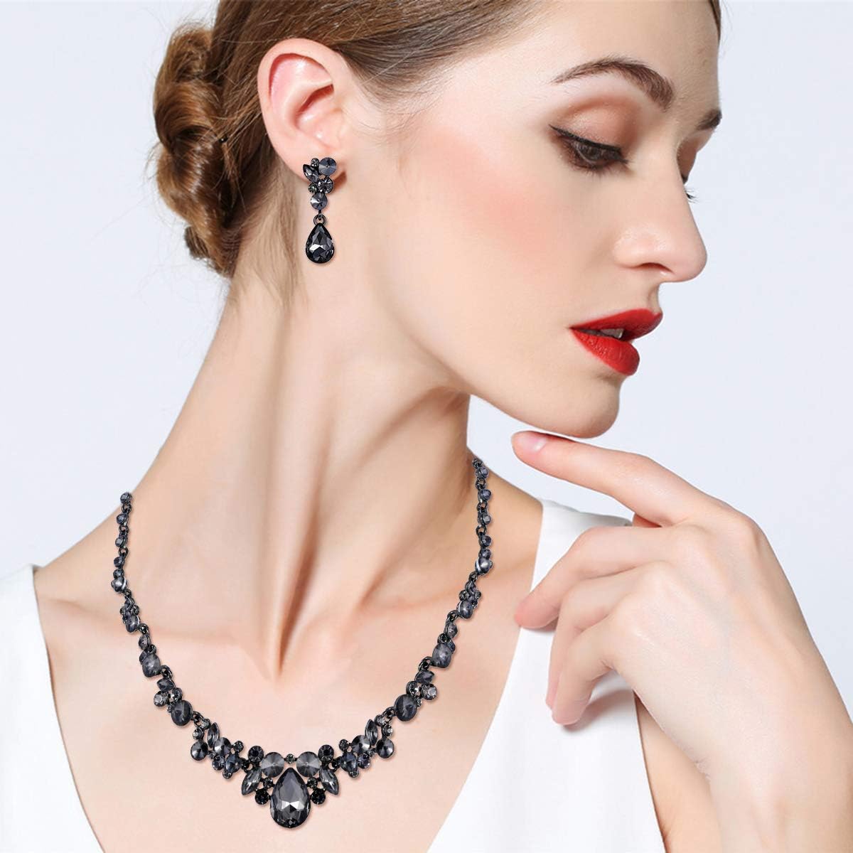EVER FAITH Rhinestone Crystal Elegant Bridal Floral Teardrop Necklace Earrings Set - Image 4