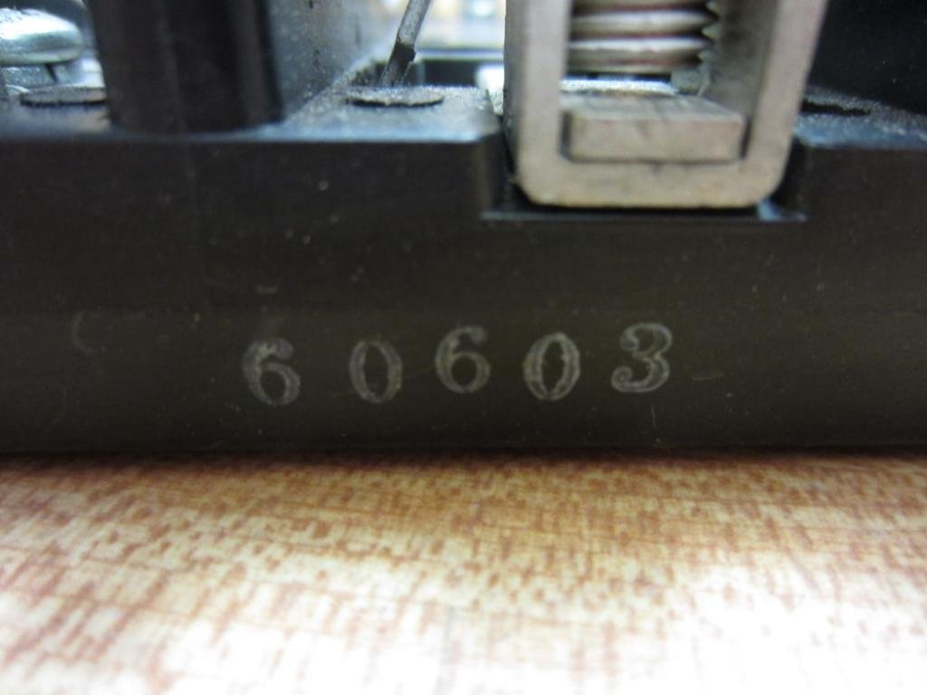 Taylor Dunn 60603 Fuse Block 600V 3 Pole