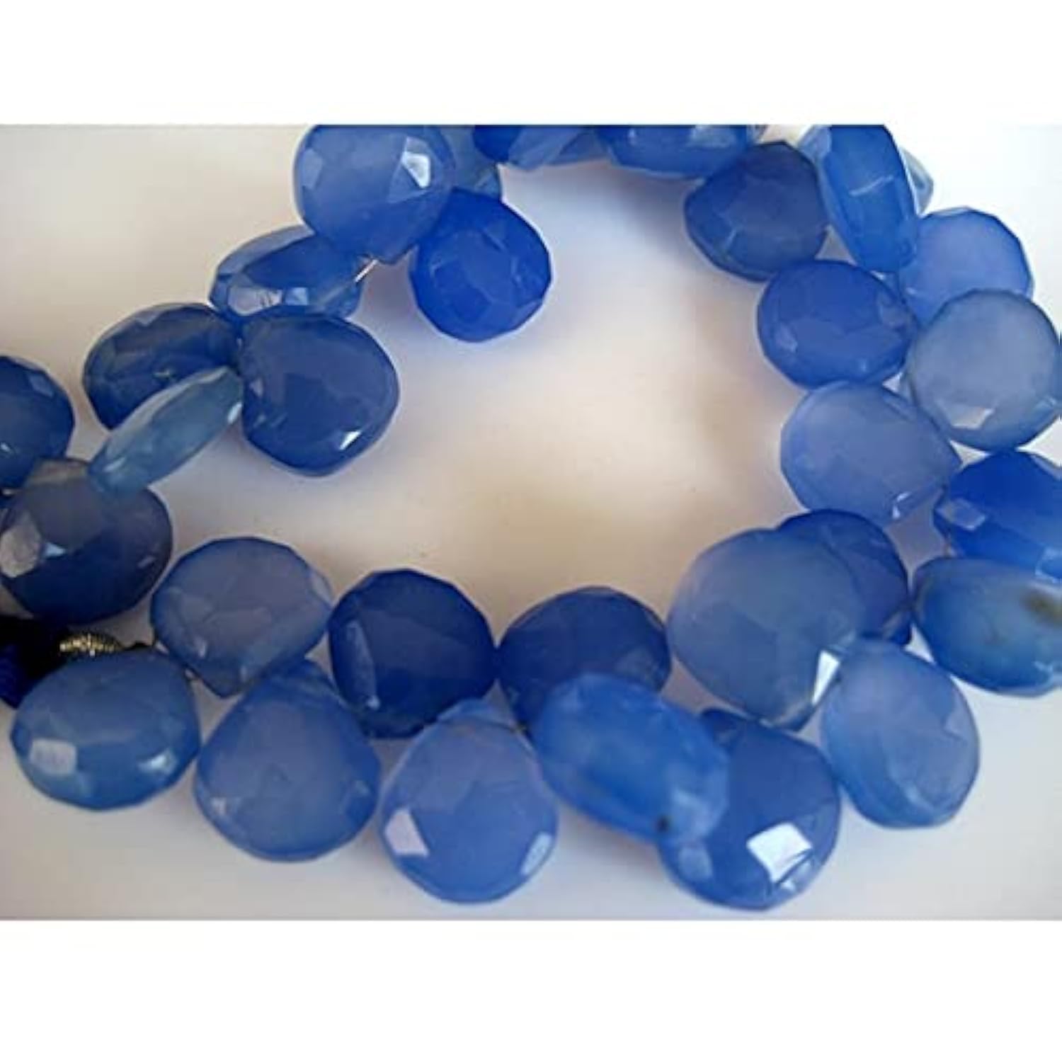 Chalcédoine bleue perles briolette cœur pour offrir un bijou fait main unique