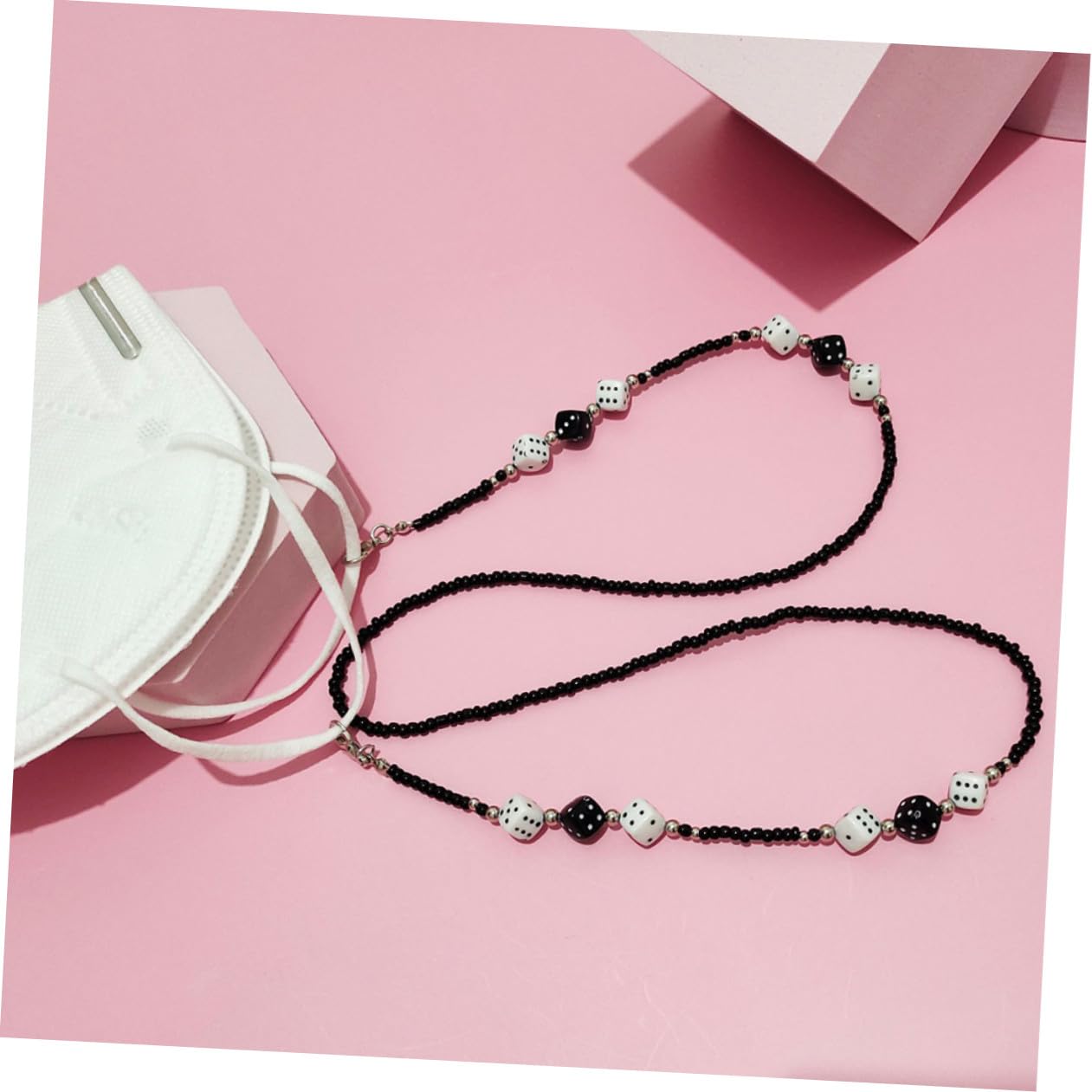 Holibanna Cadena De Gafas Diseño De Dados Correa Para Facial Accesorio De Moda Para Hombres y Mujeres Cadena Reutilizable y Cómoda Para Llevar Gafas y Mano