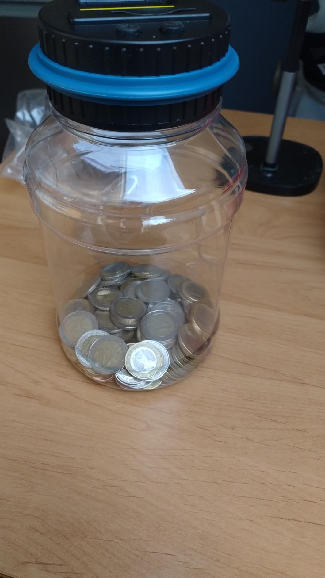 Digitale Spardose Mit Zähler – 1,8L, LCD Anzeige, Für Euro Münzen, Transparent