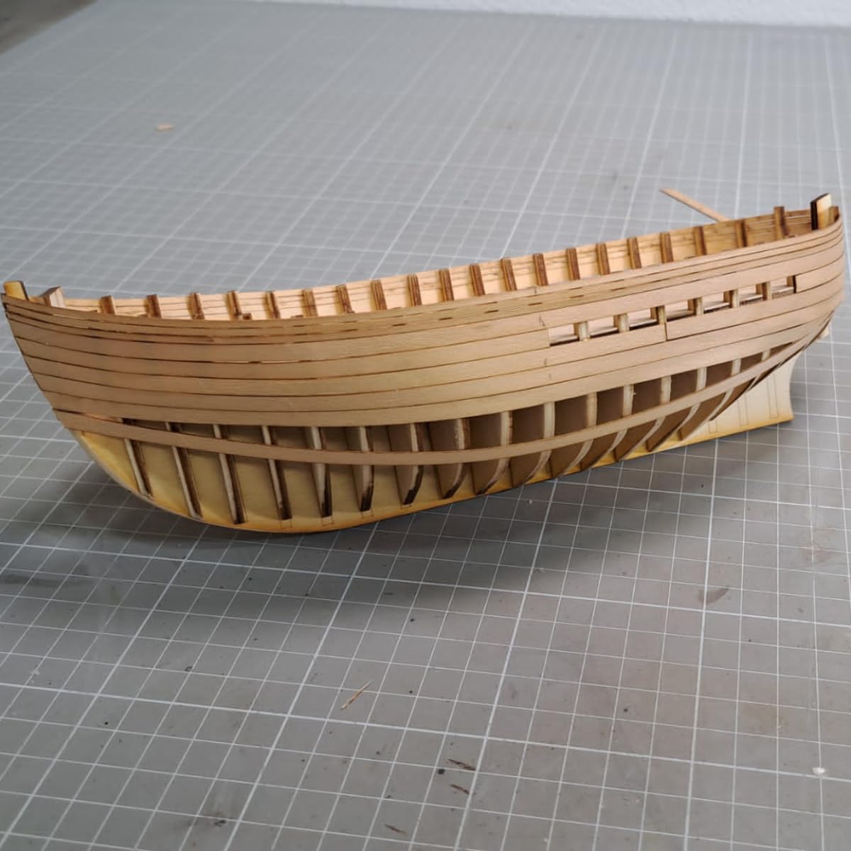 Fischerboot Heriette, Fischkutter als Laser Cut Bausatz aus Holz zum selberbauen im Maßstab 1:35