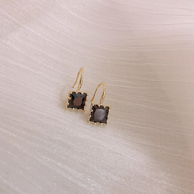 Gixaxak 18K White Gold Plated CZ Cubic Zirconia Simulated Diamond Square Stud Earrings Black Gold Plated Zircon Earrings 925 Sterling Silver Moissanite Stud Earrings White Gold Plated Earrings（White） - Image 2