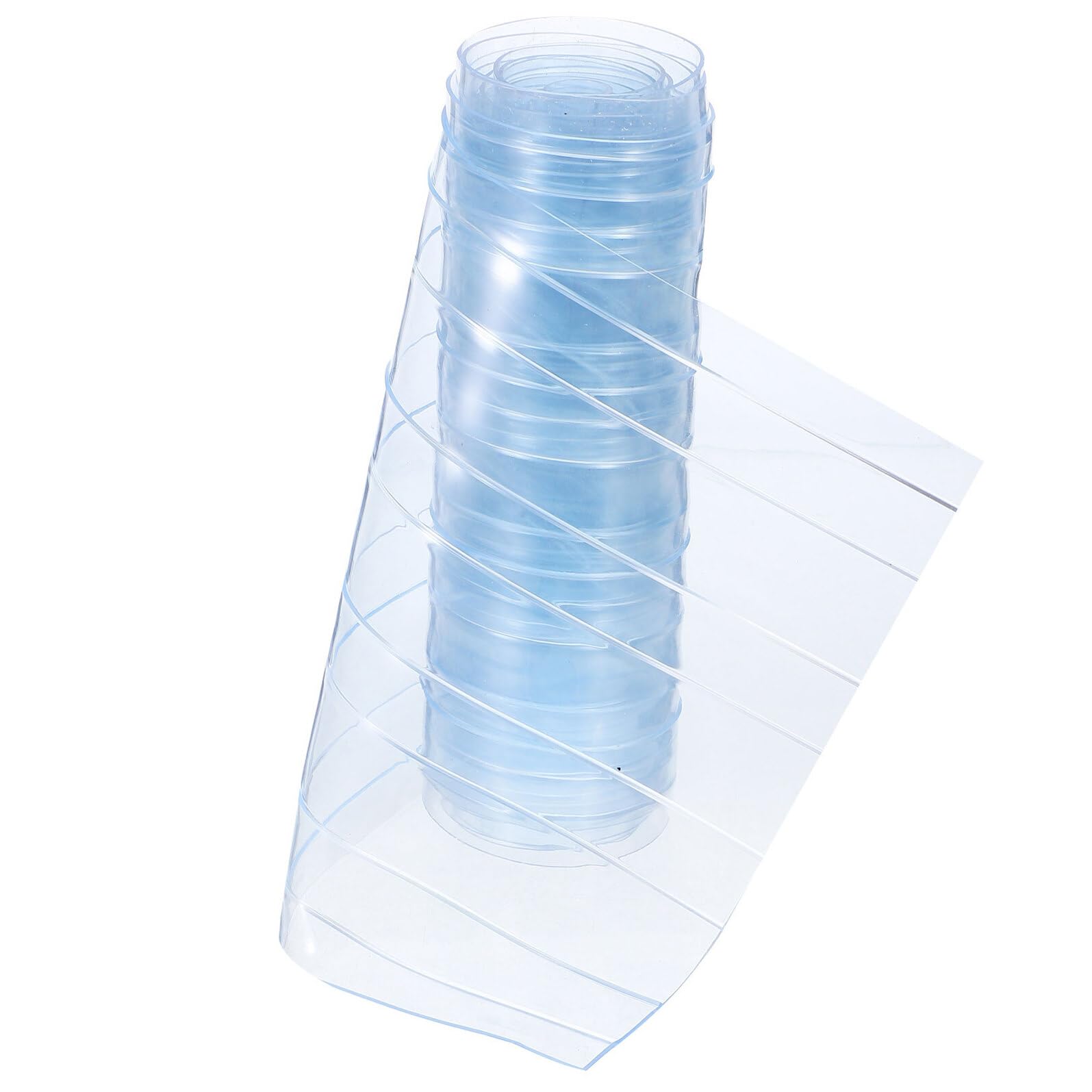 Passage sécurisé des animaux assuré par ce rideau plastique bleu ciel transparent pour niche
