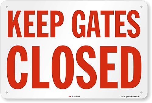 Letrero con texto en inglés "Keep Gates Closed" de SmartSign  12 x 18 pulgadas, aluminio reflectante de grado de ingeniero 3M