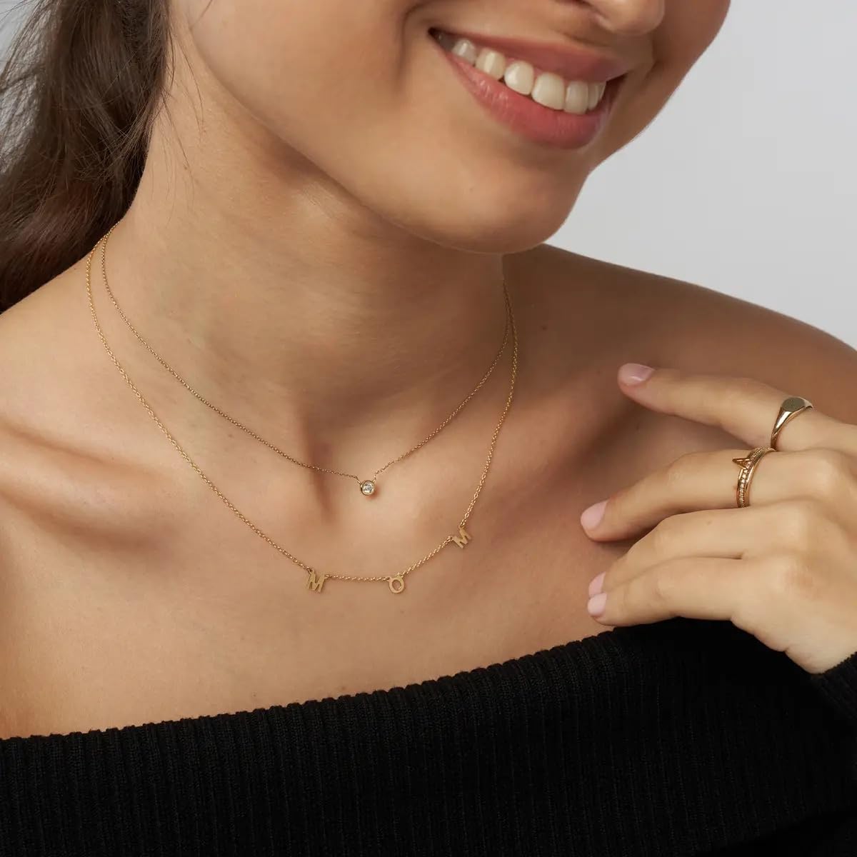 OAK & LUNA - Personalisierte Inez Initial Halskette - Geschenk für Mama, Frauen - Individuelle Schmuck für Geburtstag, Muttertag