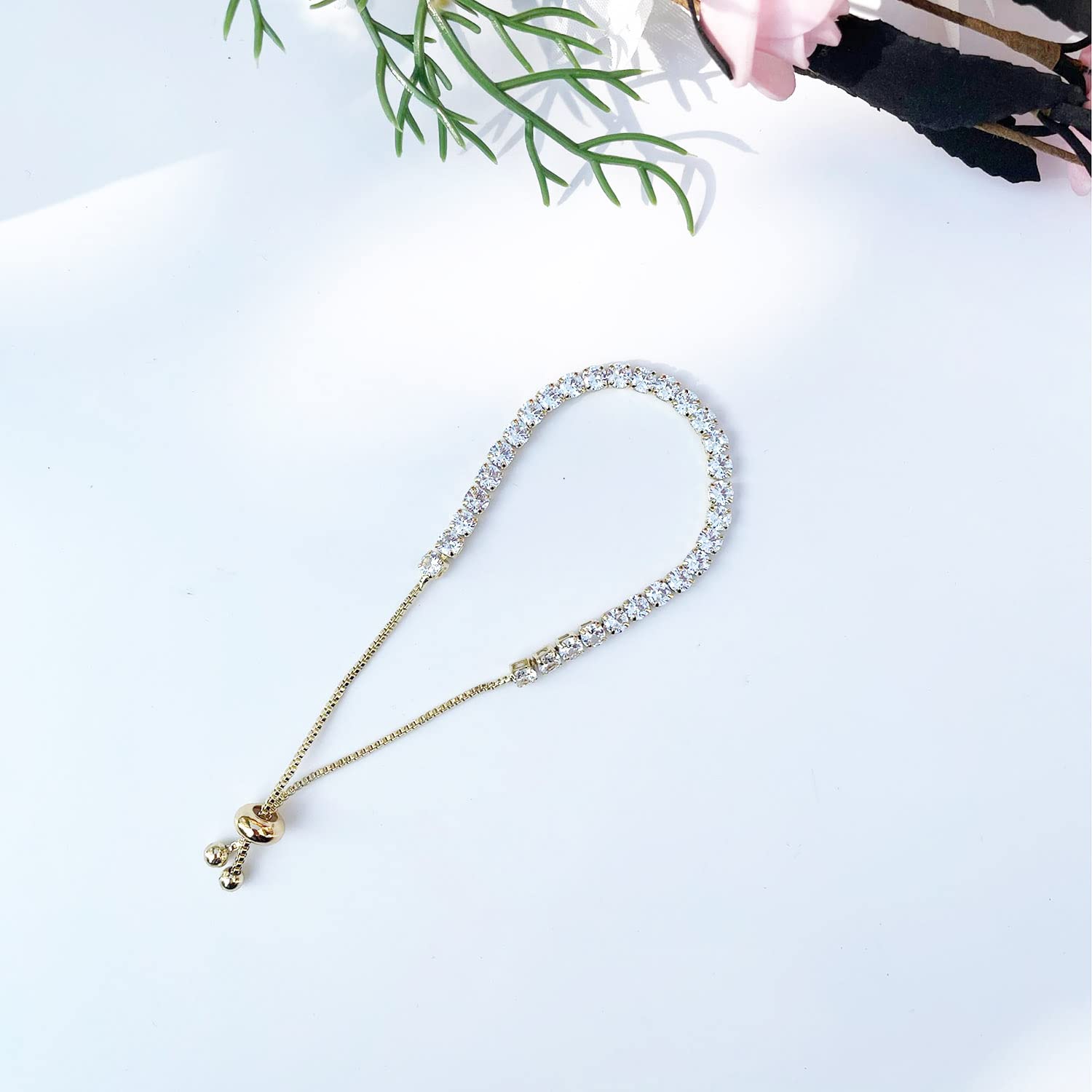 Wedity Classic Sparkling Tennis Bracciale Catena da polso in cristallo Accessori per mani regolabili Gioielli per donne Ragazze