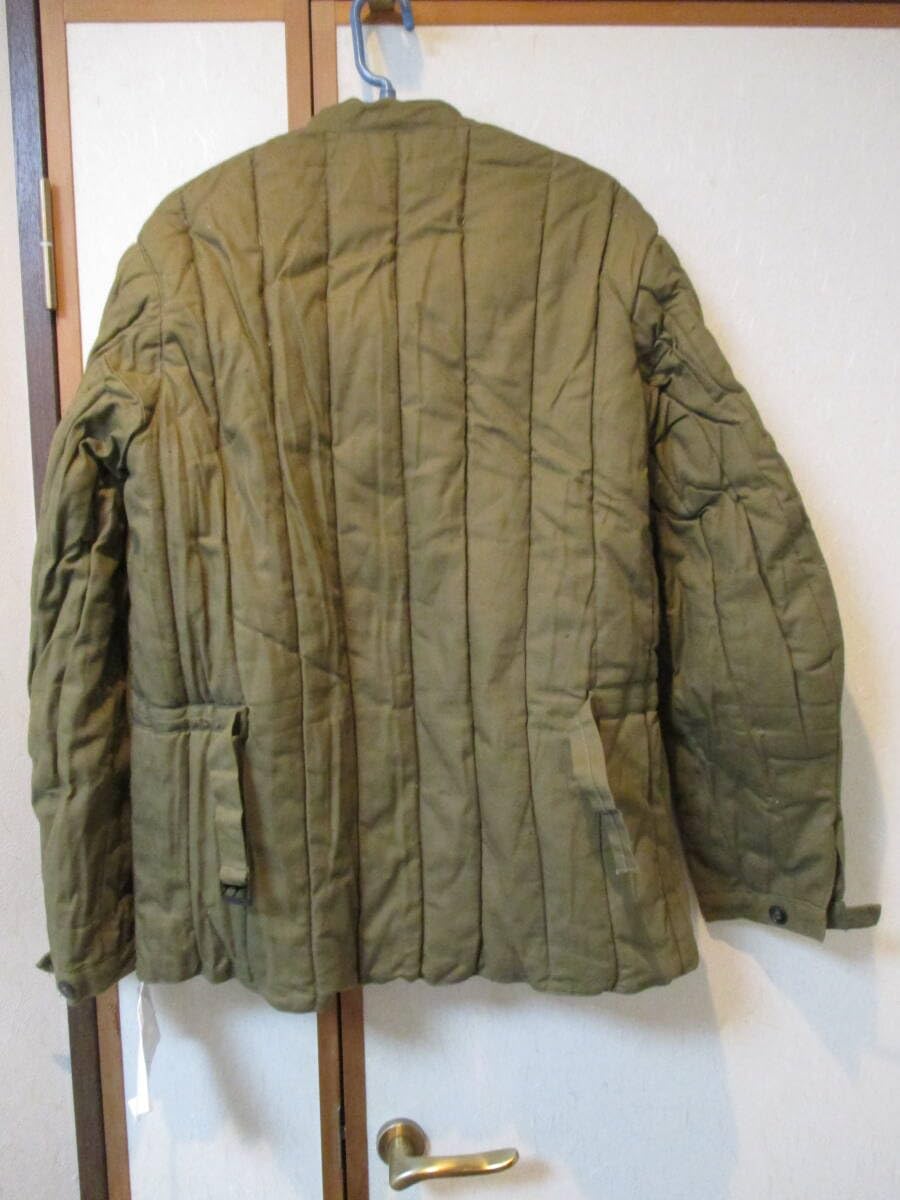 未使用　実物　ロシア軍　サイズ３　テログレイカ　キルティングジャケット　秋冬用 Amazon.co.jp: 実物 ソ連軍 ロシア軍 サイズ3 テログレイカ