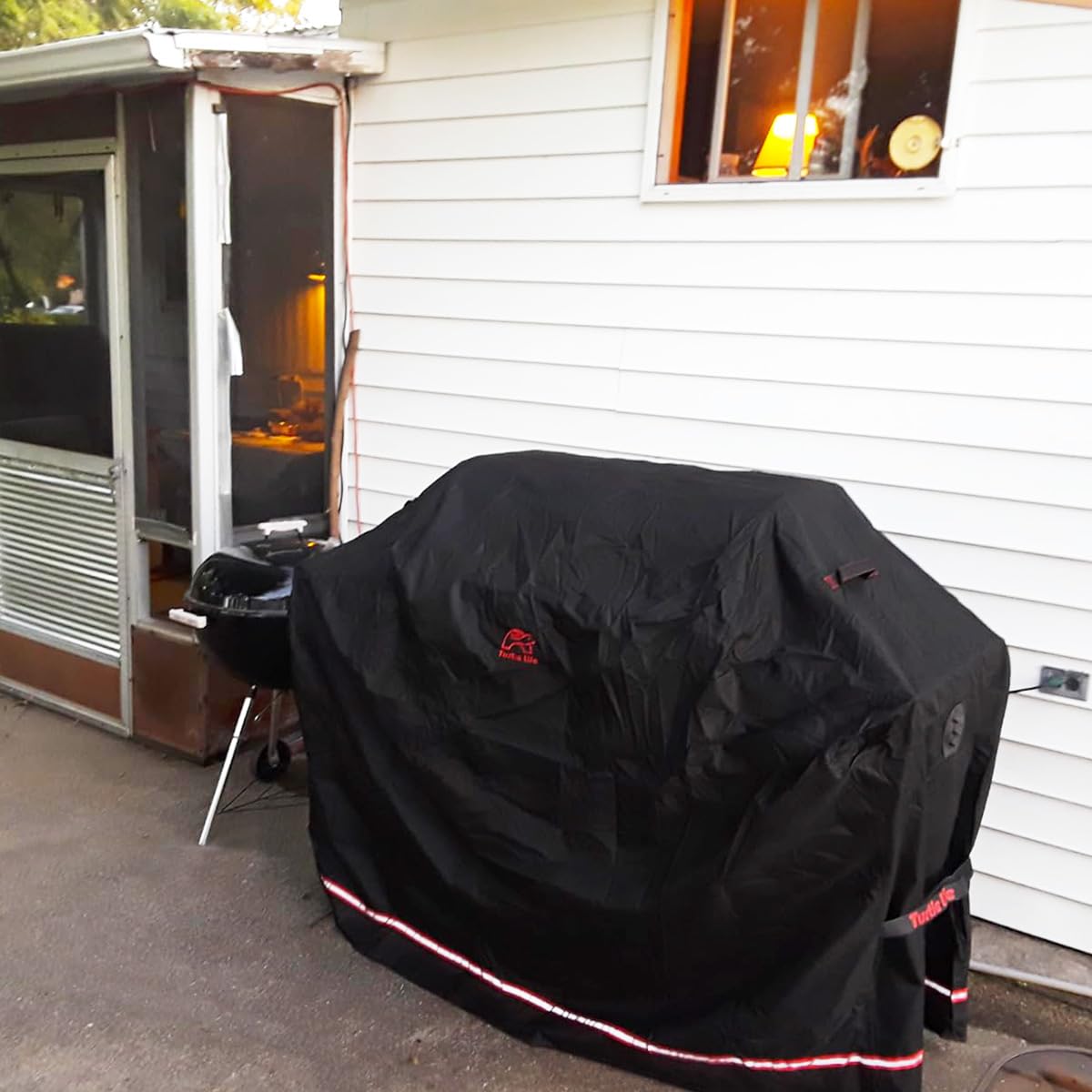 Turtle Life Funda para barbacoa, 132 cm, resistente e impermeable, para parrillas de gas de 3 quemadores, apta Weber Spirit, Char-Broil y Performance y Signature, negro