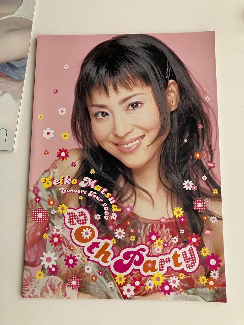 貴重1981年　松田聖子コンサート　パンフ 松田聖子 コンサートパンフレット (1981年 4月～6月) / 古本、中古本