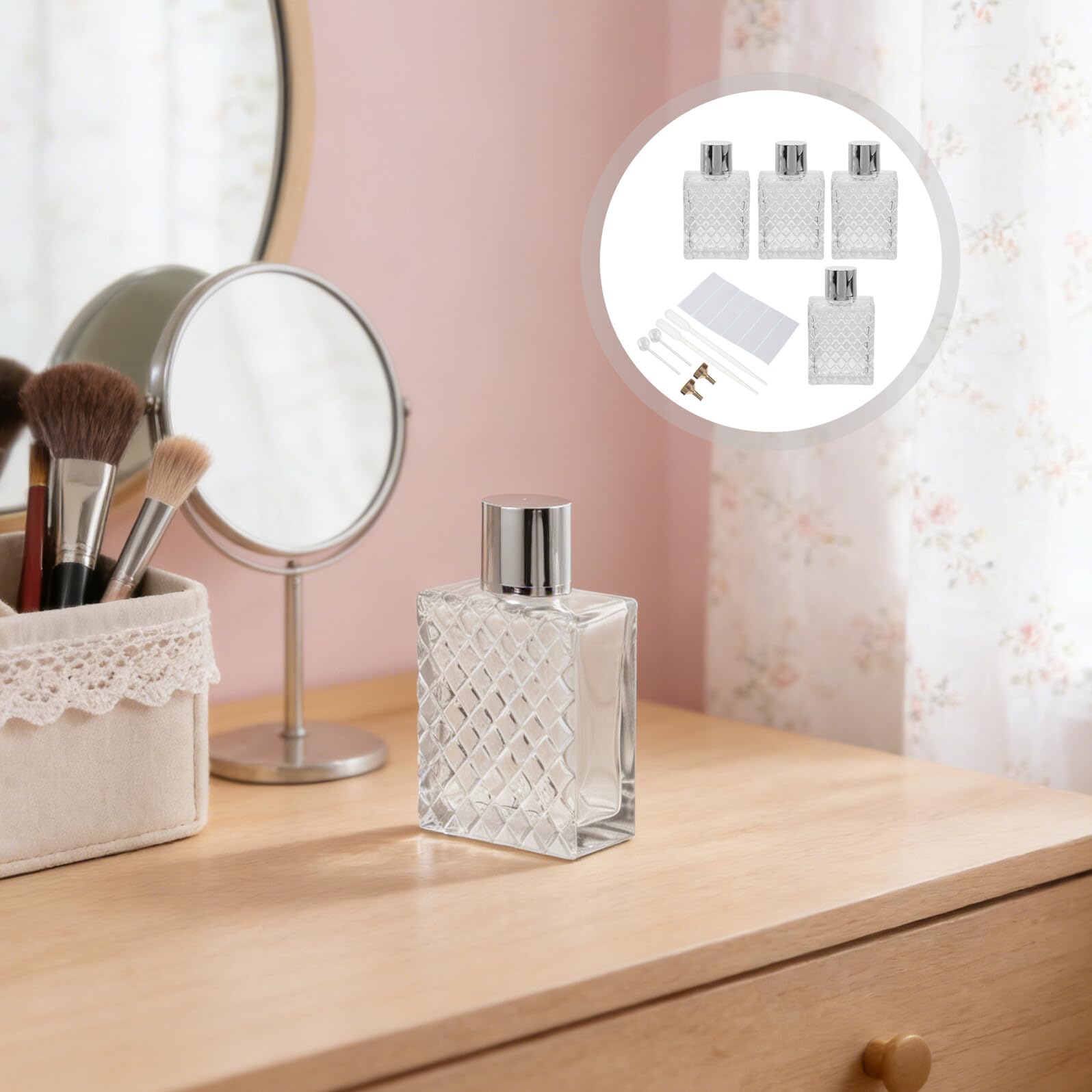 4 Stück Ml Parfüm Sprühflasche aus Glas mit Sprühkopf aus Metall Quadratisches Design Nachfüllbar Inklusive Trichter und Aufkleber für Reisen und Selbstgemacht Duftprojekte
