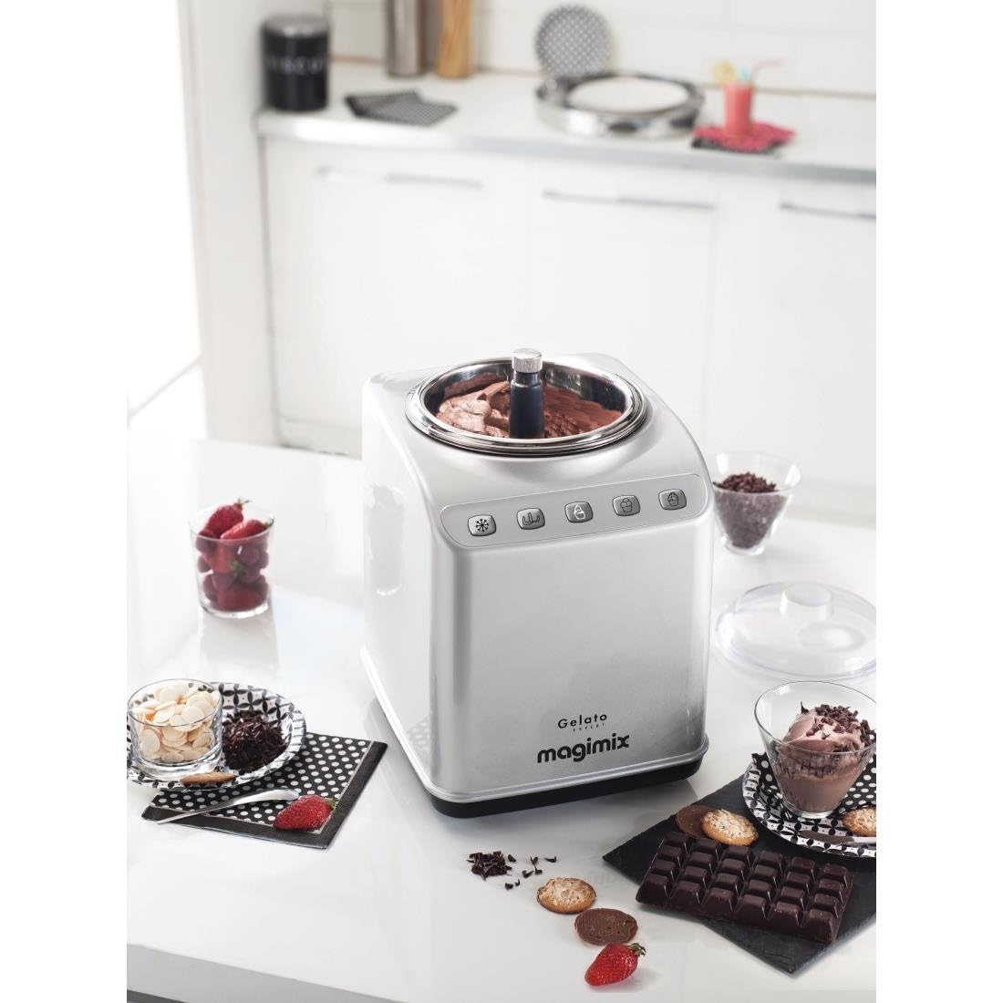 Nisbets PLC Magimix 11680 Gelato Expert in argento con 2 ciotole grandi in acciaio inox da 2 L e 3 programmi automatici con congelatore integrato, nero