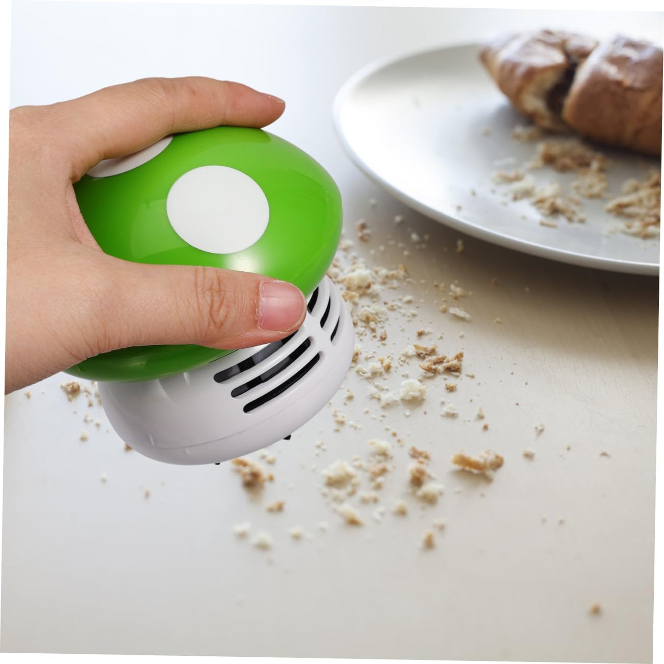 Alipis Efficient Mini Cleaner Desk Vacuum for Crumbs Dust and Ashes Portable and Low Noise for Kitchen and Office