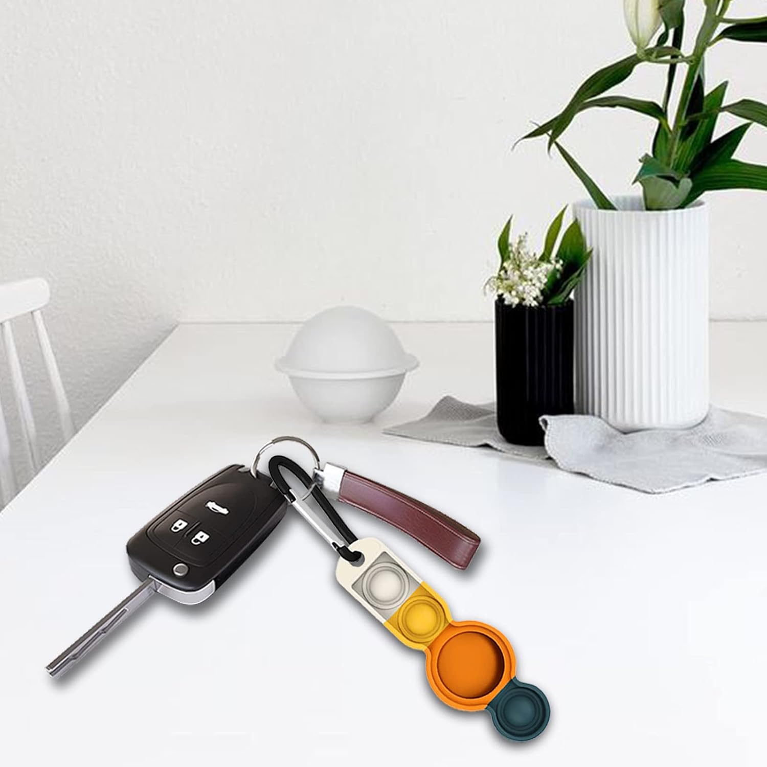 fidget toys airtag protective case anti lost silicone with keychain ring designed anti scratch gps tracker for car key pet 2 pack