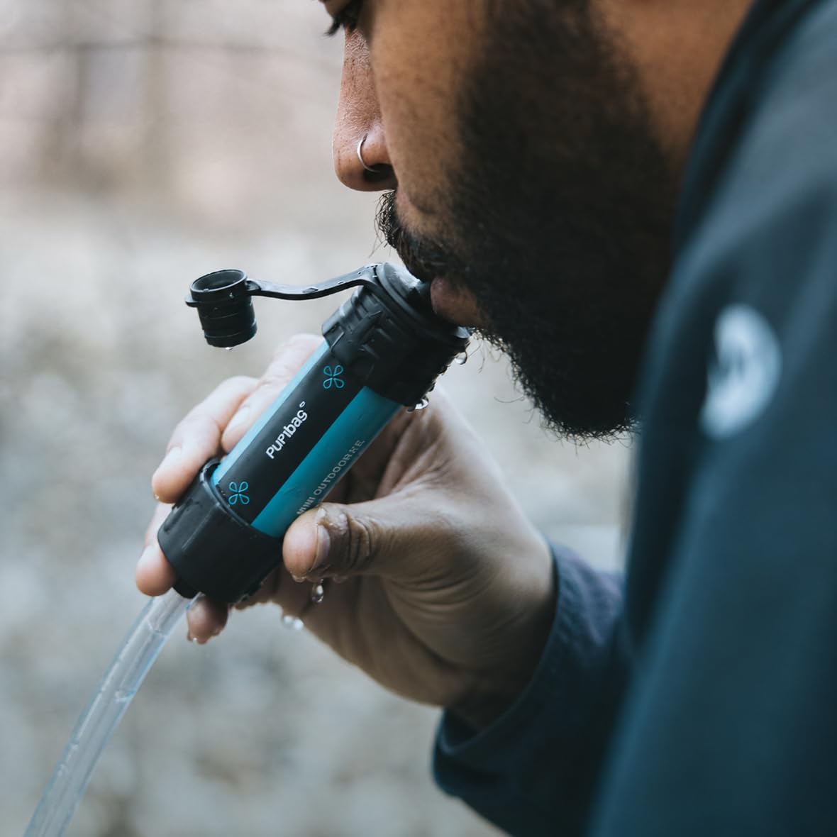PURIBAG Système Professionnel Filtre à Eau par gravité - Système de Filtration d'eau Portable 4 en 1 pour Sac à Dos, Camping et Urgence - S'accroche n'importe où, Filtre l'eau