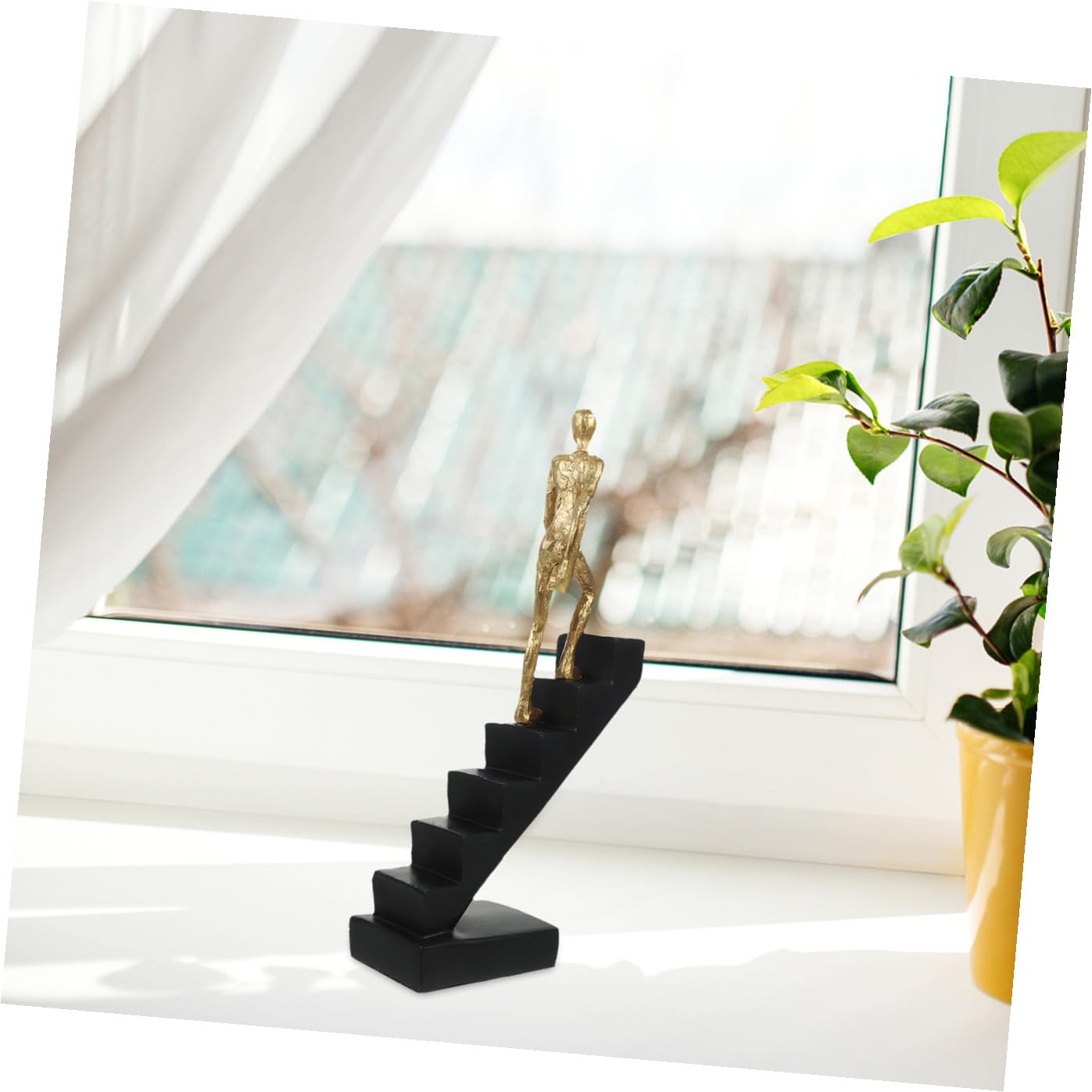 HOMSFOU Abstrakte Treppenfigur Skulptur aus Robustem Kunstharz Moderne Menschen Statue Klein Dekorative Wohndeko für Wohnzimmer und Büro