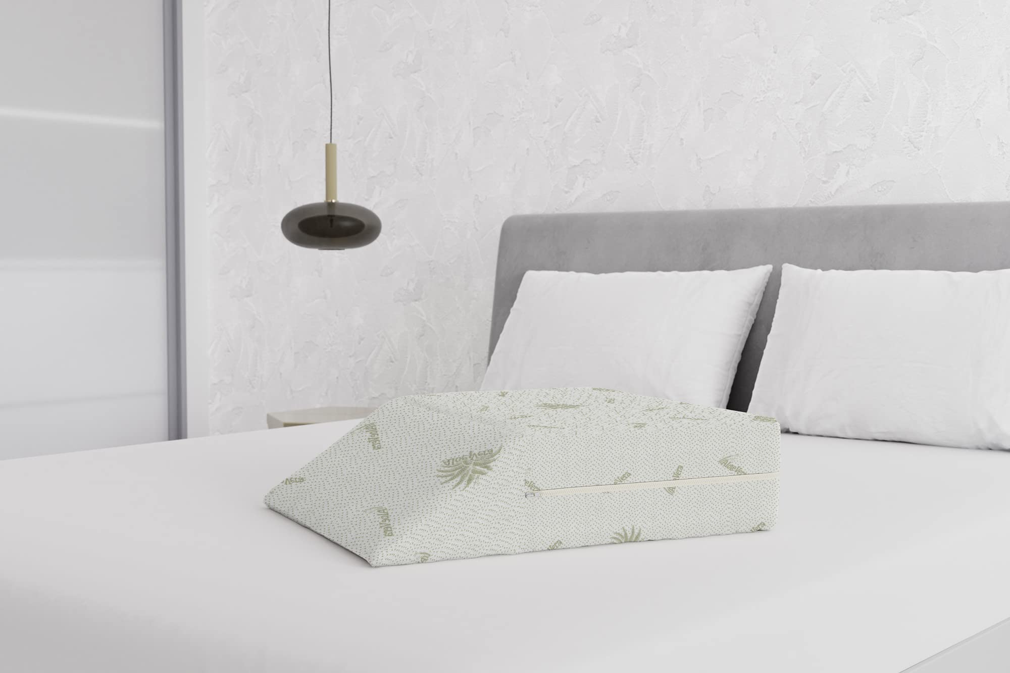 Italian Bed Linen Almohada descansa piernas, Aloe, 61x50x17cm