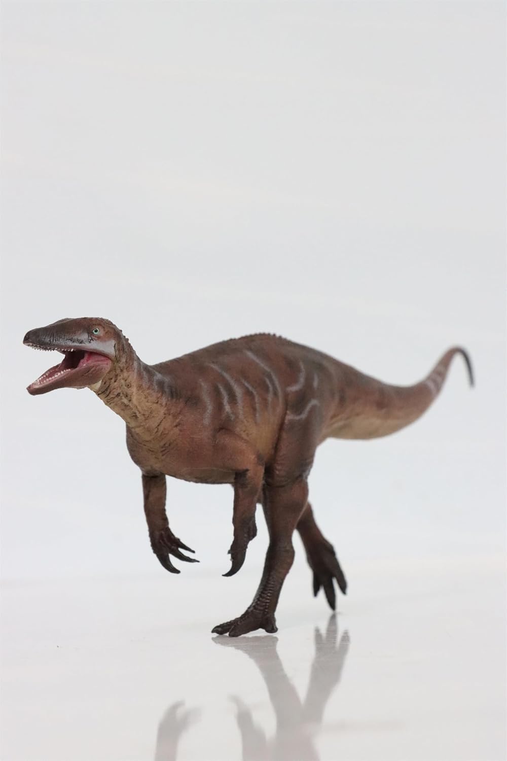 HLG Studio 1:35 Scale Megaraptor Model PVC Dinosaurs Figure Collection Realistic Decoration Gift for Adult (Red)