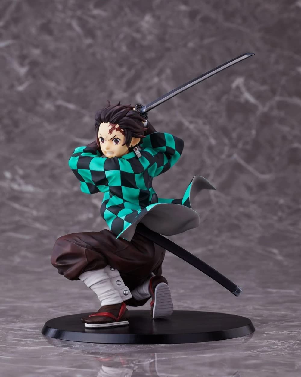 ANIPLEX Incha Tomaki 1/8フィギュア Amazon.com: Aniplex Demon Slayer: Kimetsu no Yaiba Tanjiro
