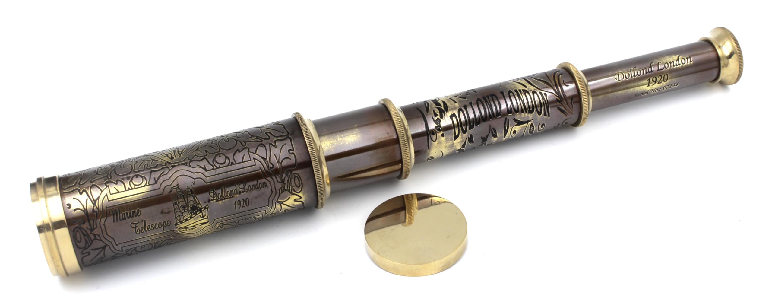 Telescopio palmare in ottone da 12 pollici con incisioni incise. Collezione pirata