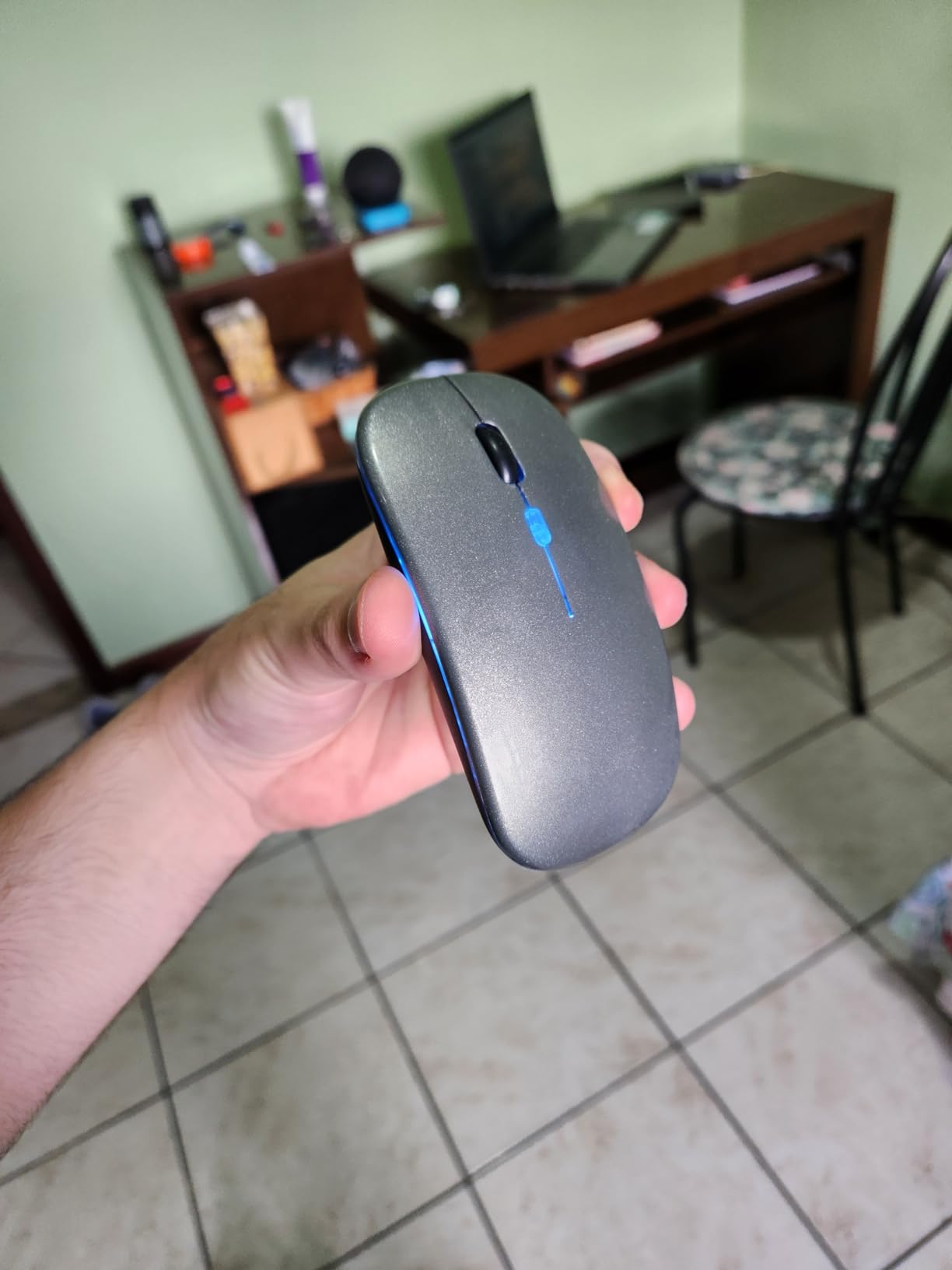 Mouse Sem Fio OKIMO LED - Silencioso Recarregável 3 DPI Ajustável Com Receptor USB-C