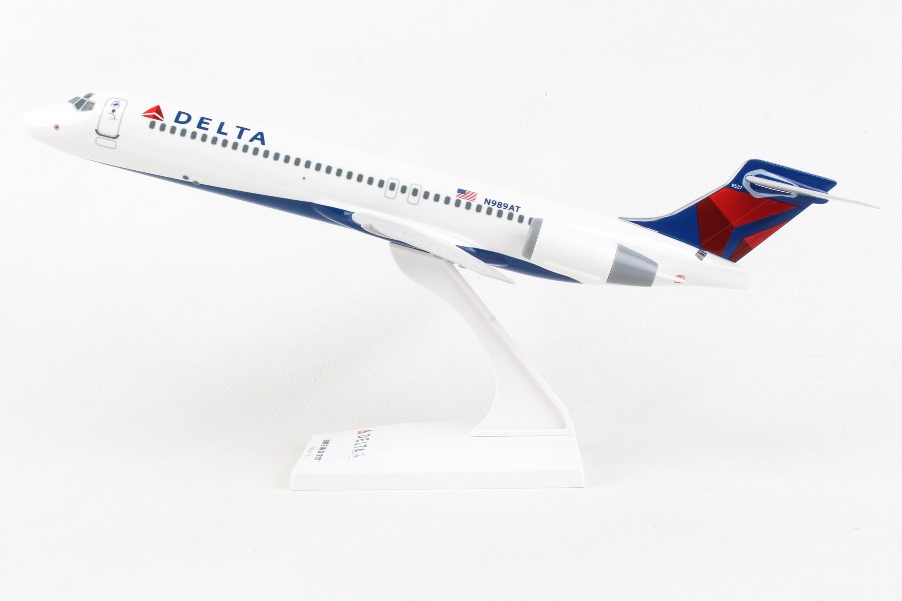 SkyMarks Delta 717 Airplane Model - Collectible! -4 SkyMarks Delta 717 Airplane Model - Collectible! -4