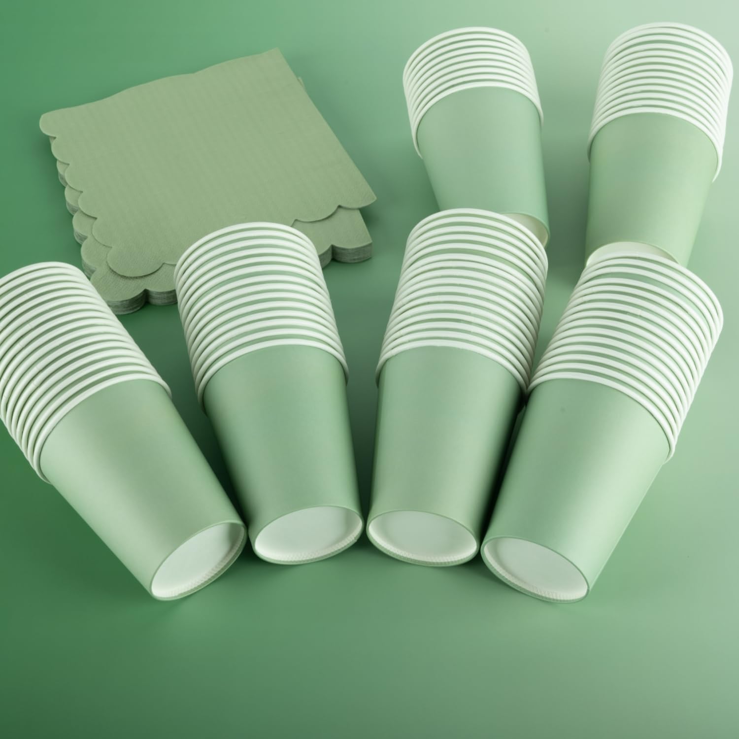 CEILIWEN Confezione da 100 bicchieri di carta verde salvia da 250 ml, bicchieri per feste calde e fredde, ideali per addio al nubilato, matrimoni, celebrazioni ed eventi