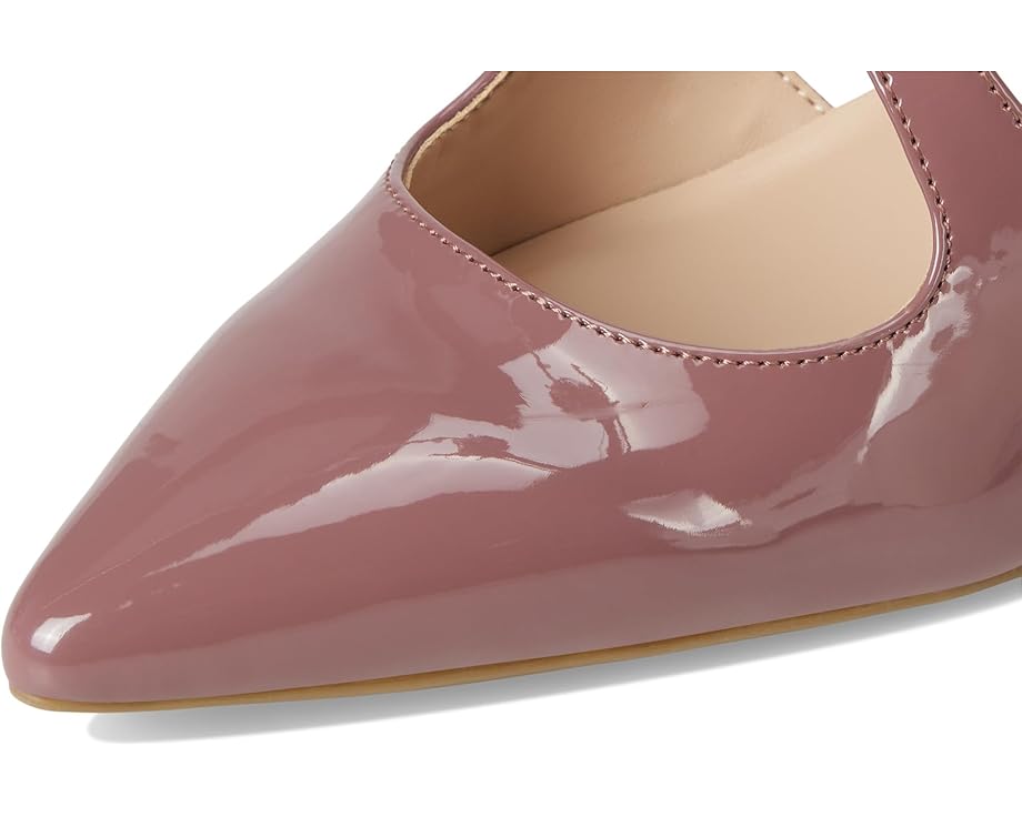 Bandolino Zeffer Pump - Right View