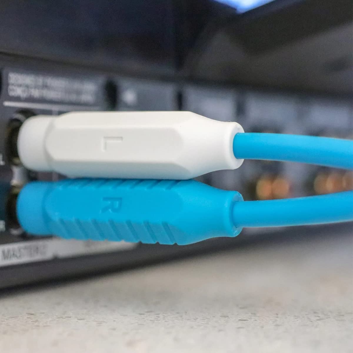 DJ TechTools Chroma Cables Audio 2.0: 2M RCA to RCA (Blue)