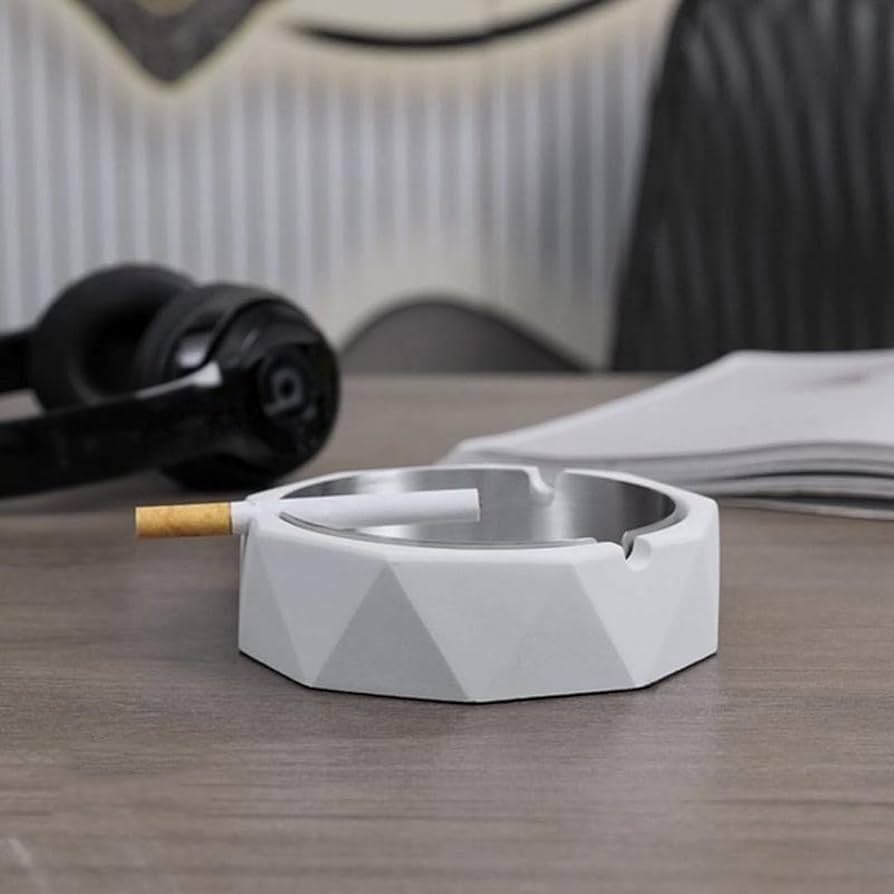 ◇◇ 50' モダンな灰皿 /b ◇◇ Amazon.co.jp: ラウンドステンレススチールベッドサイド灰皿