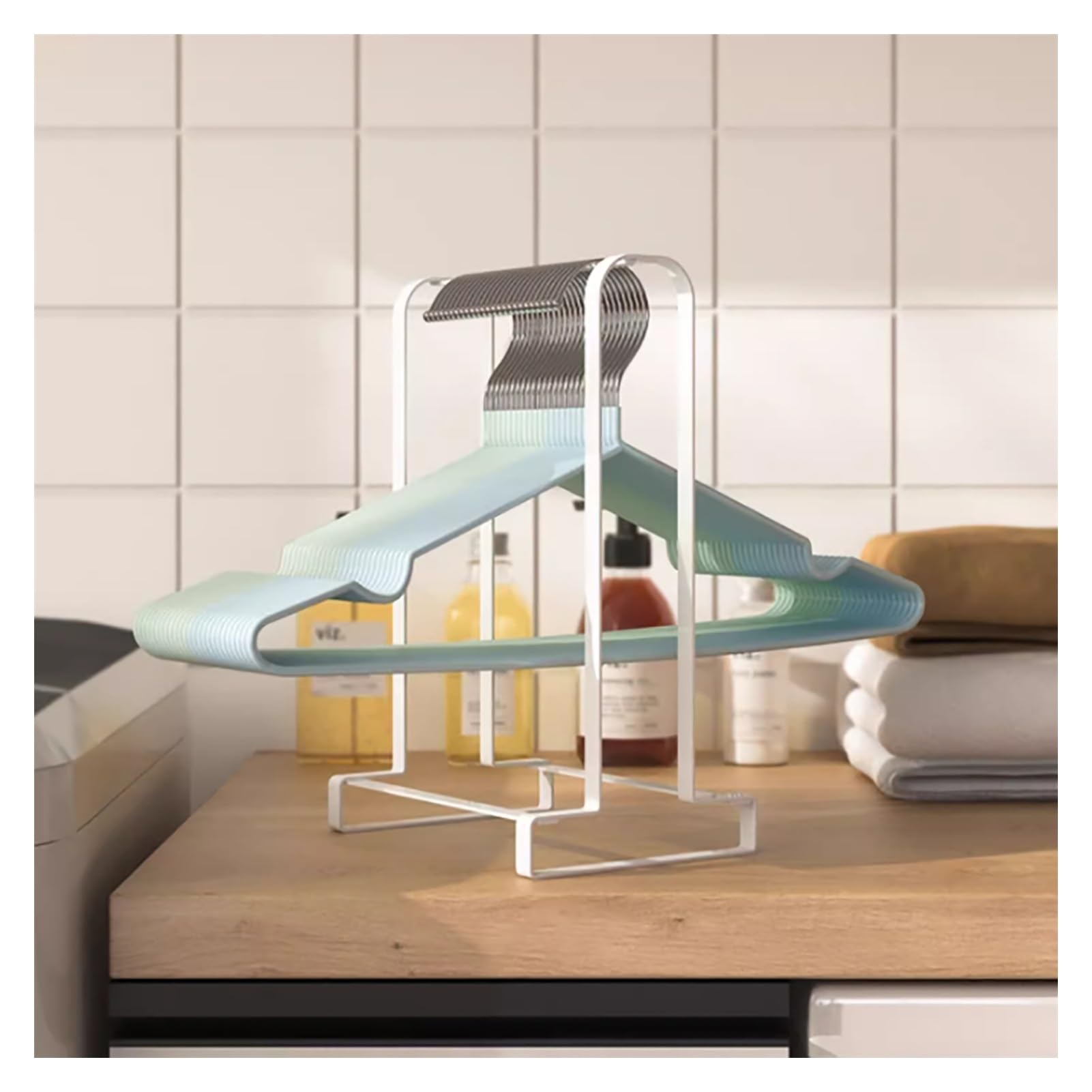 KLYDBMYT Clothes Hanger Stacker Holder,Hanger Organizer Stacker,Clothes Hanger Organizer Rack,Portable Hanger Storage Rack for Bedroom Balcony(Color:White)