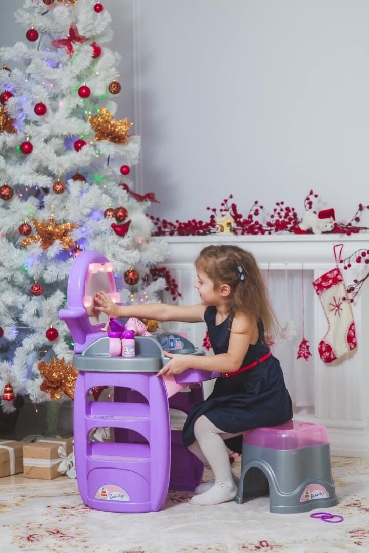 Polesie Kinder Beauty-Salon Diana Nr. 4 inkl. Hocker Zubehör 15-TLG. und Licht