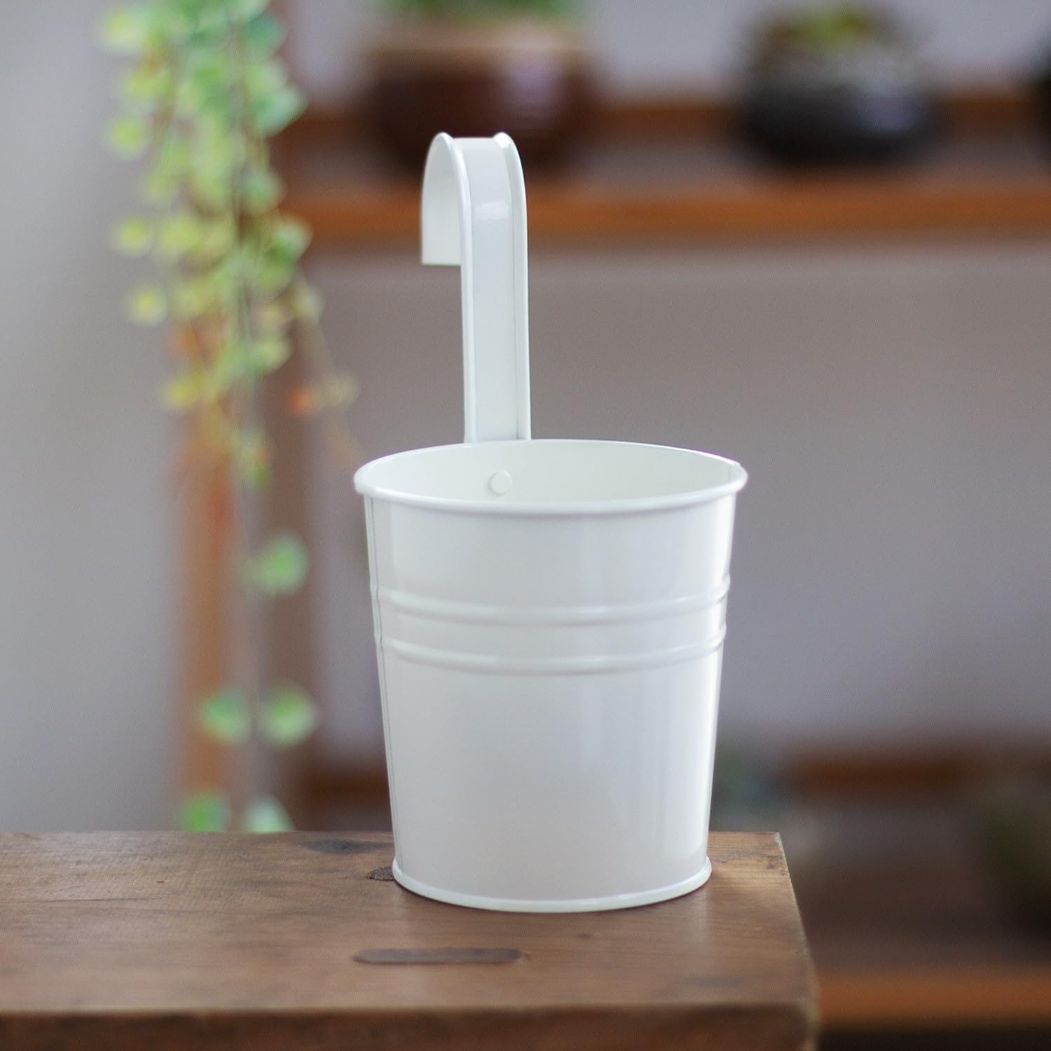 Hanging Plant Pots with Detachable Hook Metal Flower Pot Vase Bucket Hanging Garden Planter Holder with Drainage Hole, Fence Balcony Railing Home Decor (White, 7 IN)